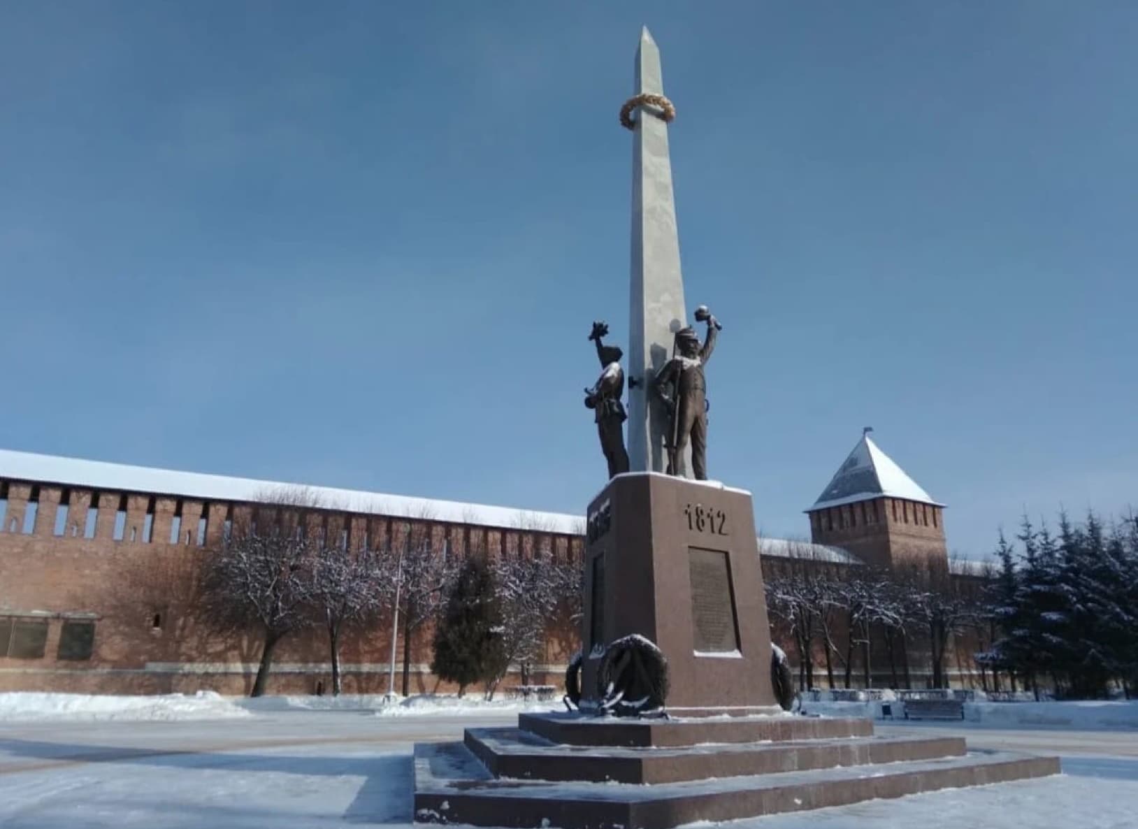 Смоленск военный