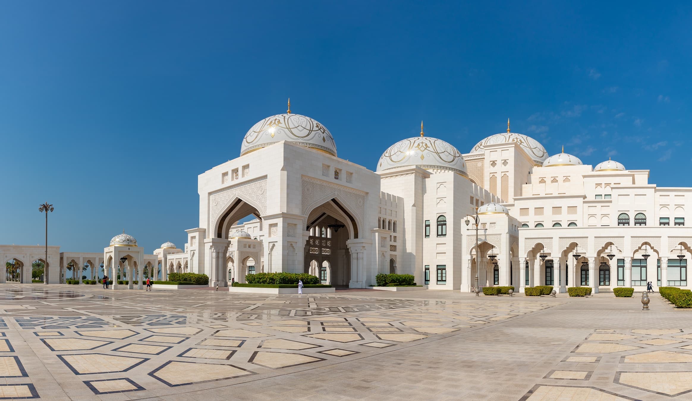 Экскурсия в Абу Даби с посещением дворца Qasr Al Watan