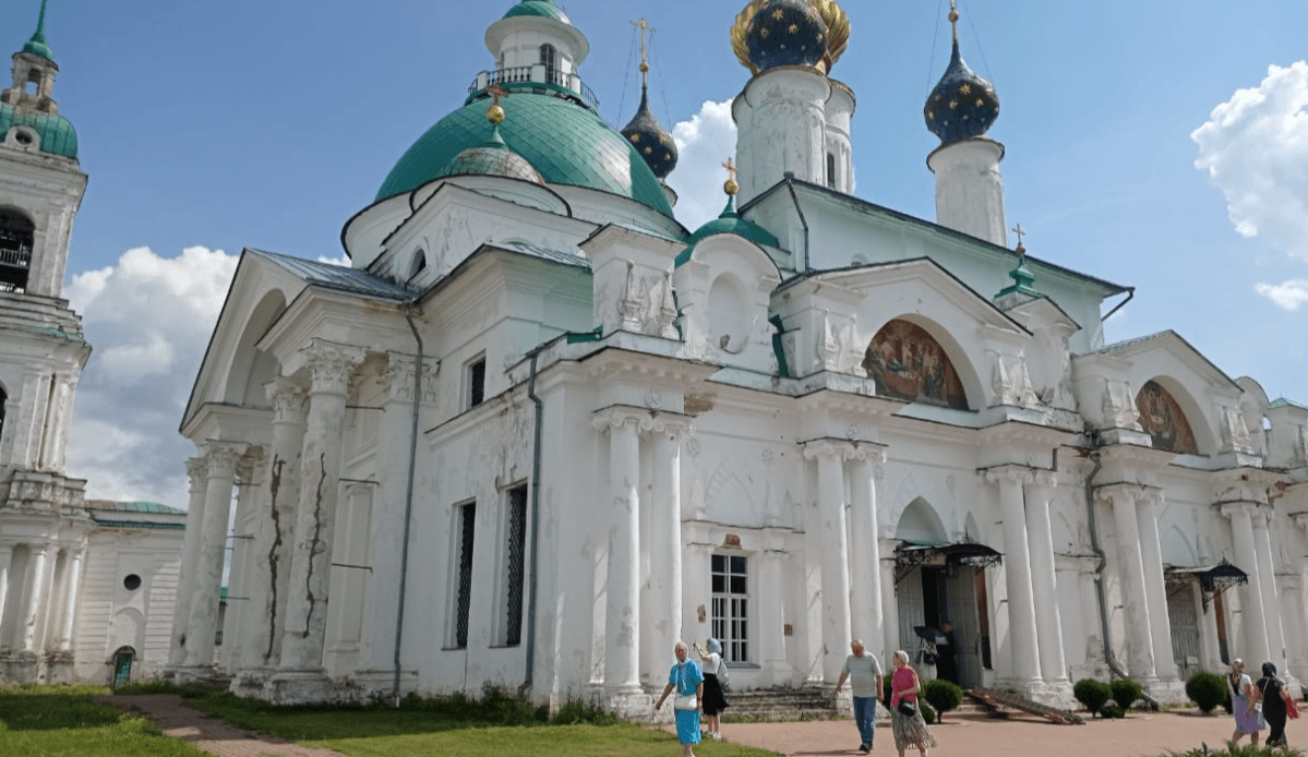 Путешествие в Древнюю Русь: 2 города Золотого кольца, село Вятское и круиз по Волге на закате