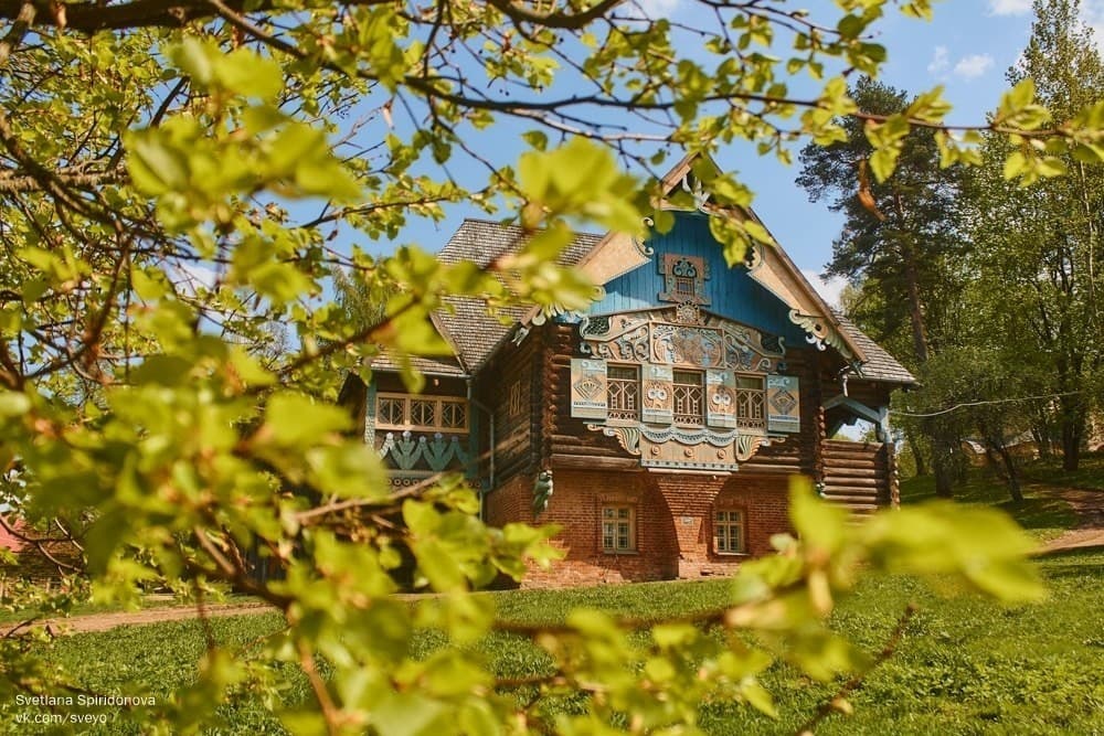 Флёново — застывшая сказка