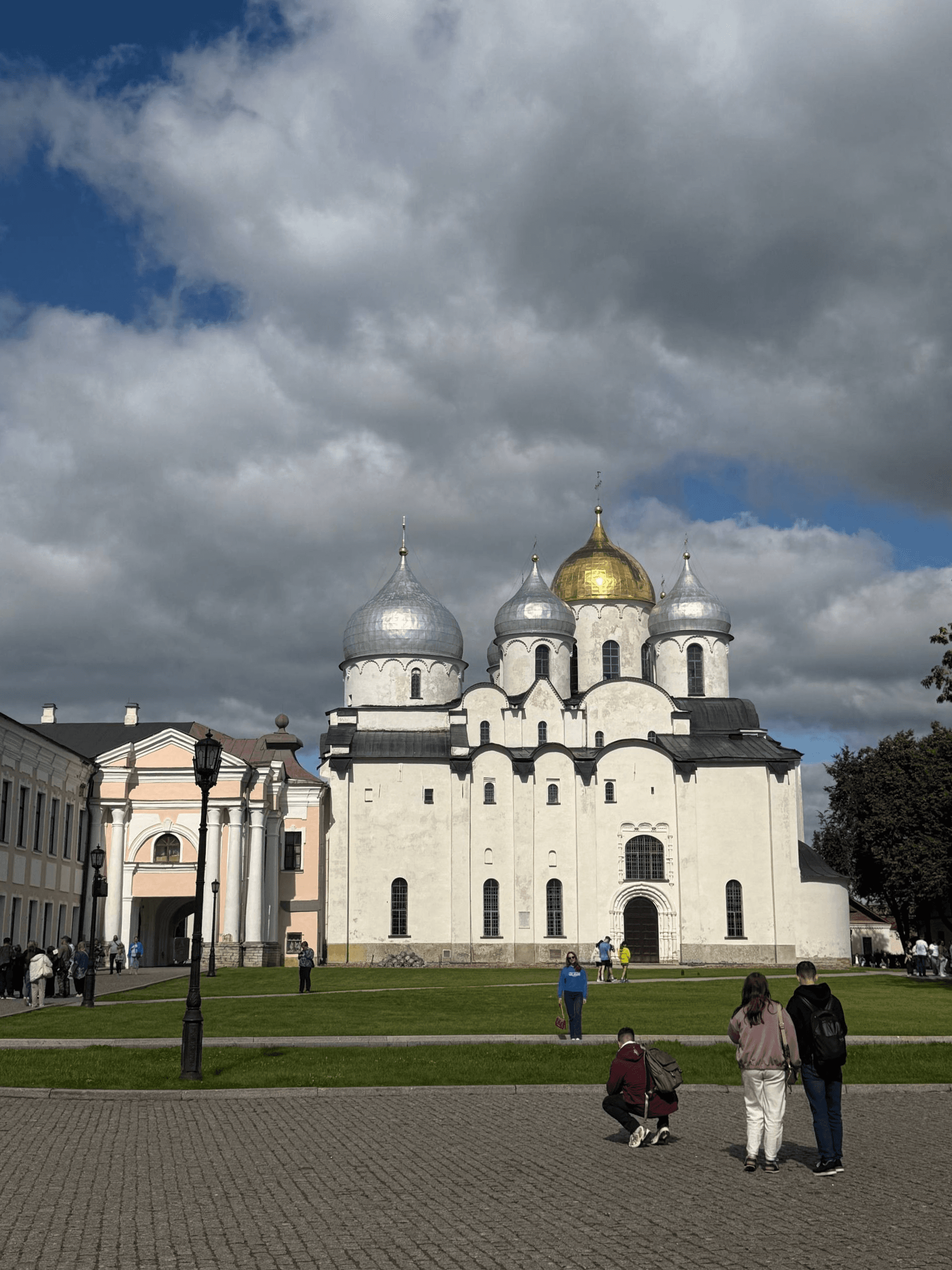 Новгородская Русь: кремль, монастырь и деревянная сказка