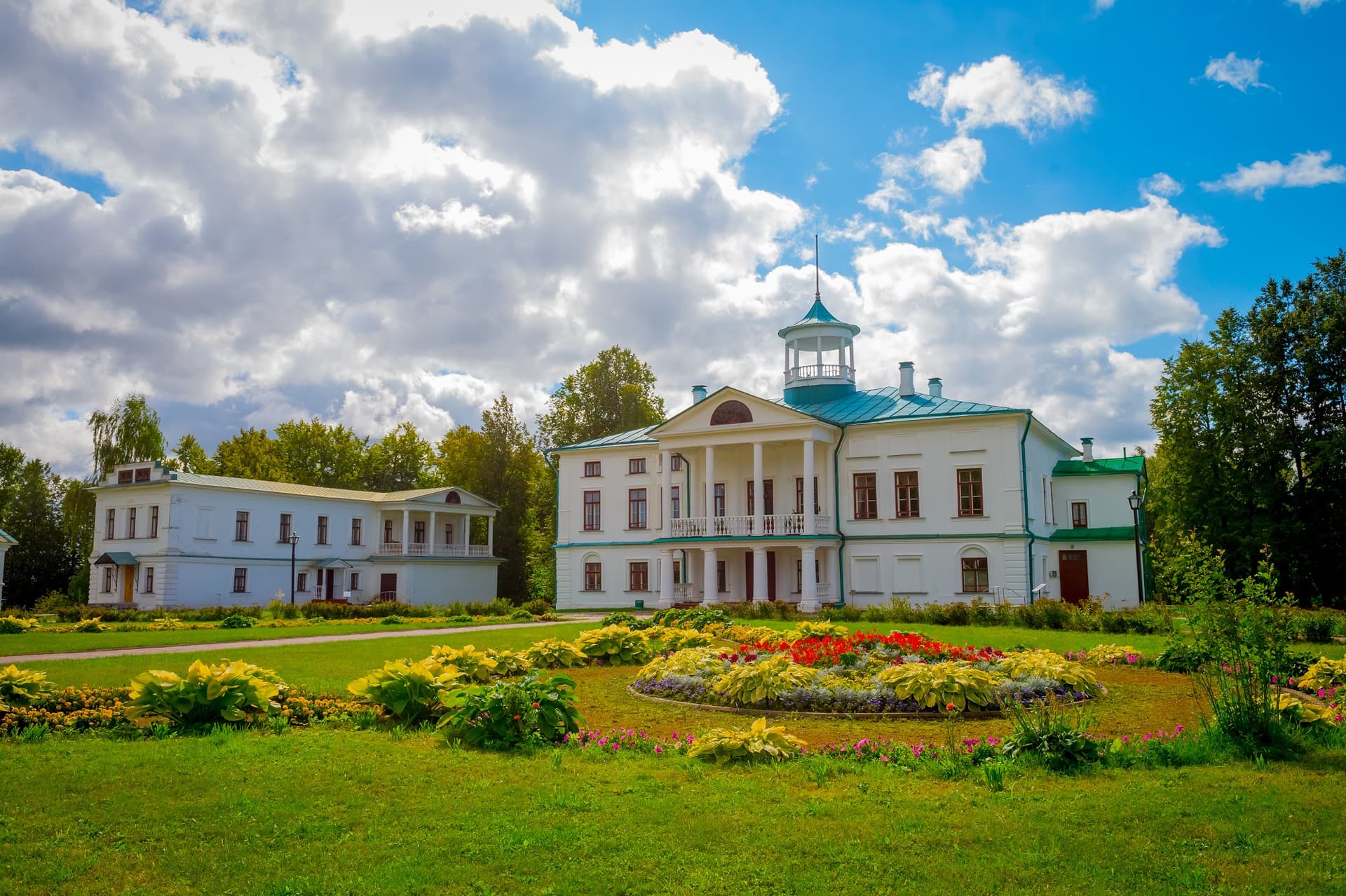 Ярославль литературный: в гости к Николаю Некрасову в Карабиху
