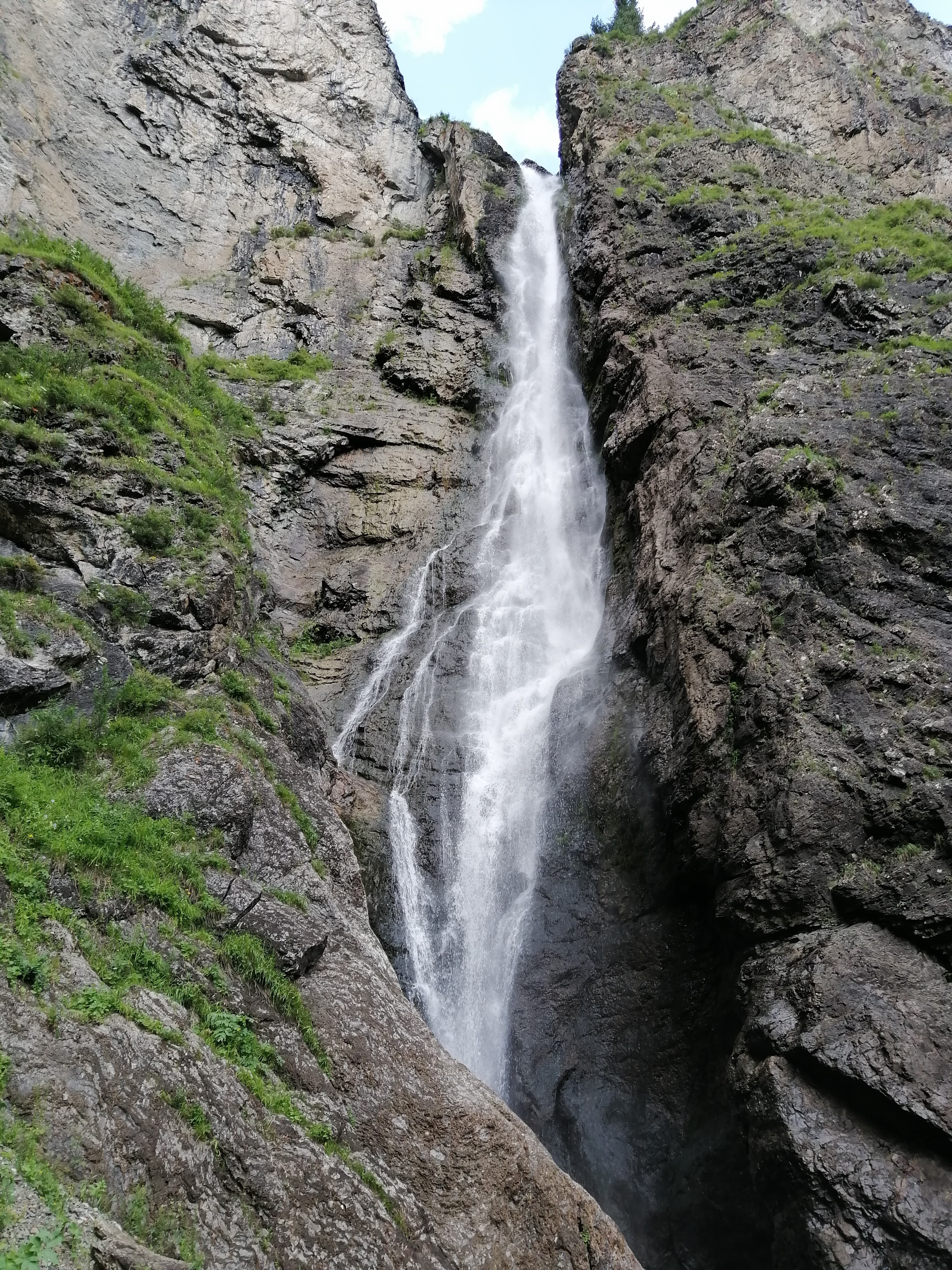 Каскад Шинокских водопадов