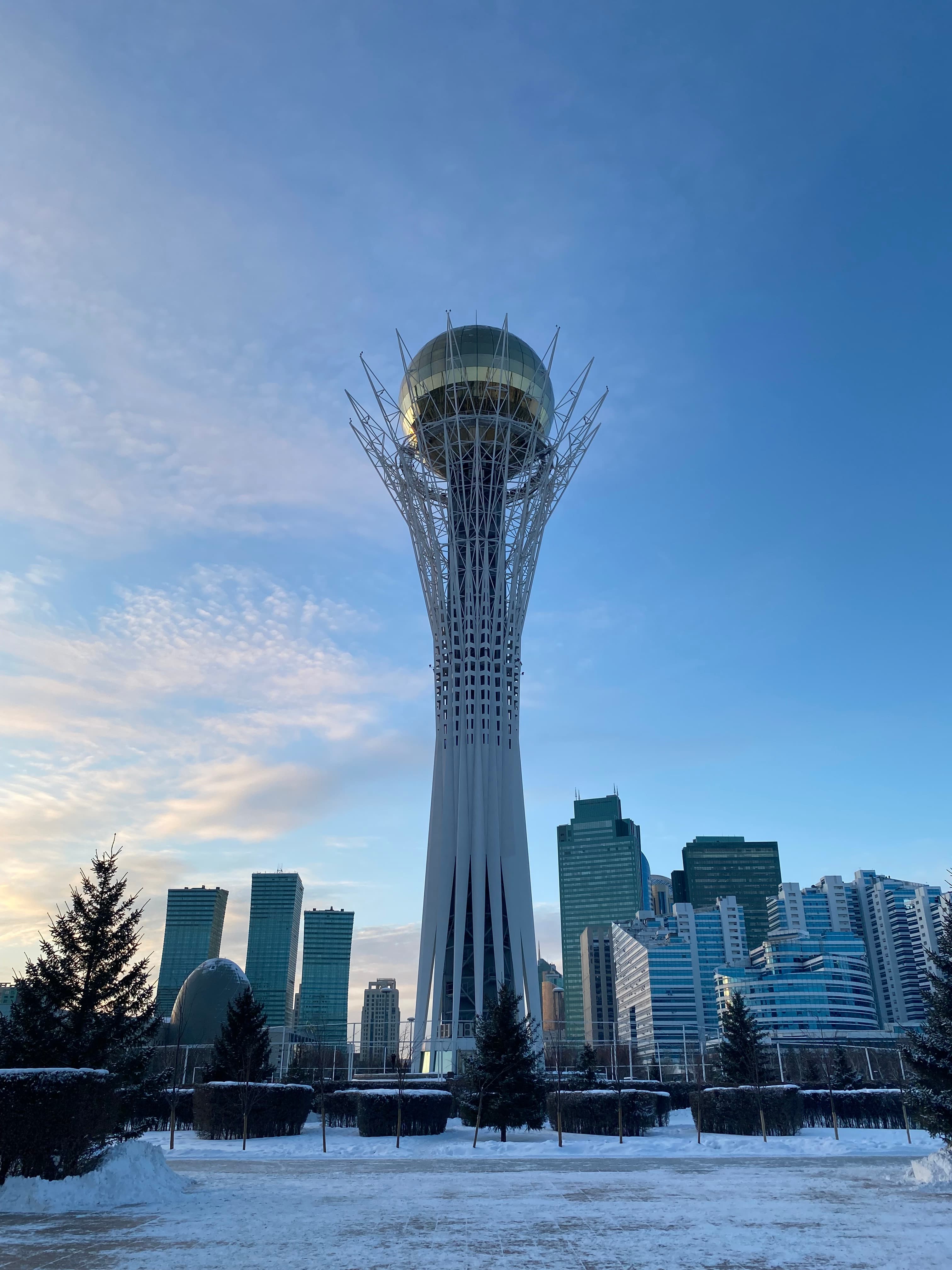 Прогулка по Нуржолу: где бьётся сердце Астаны