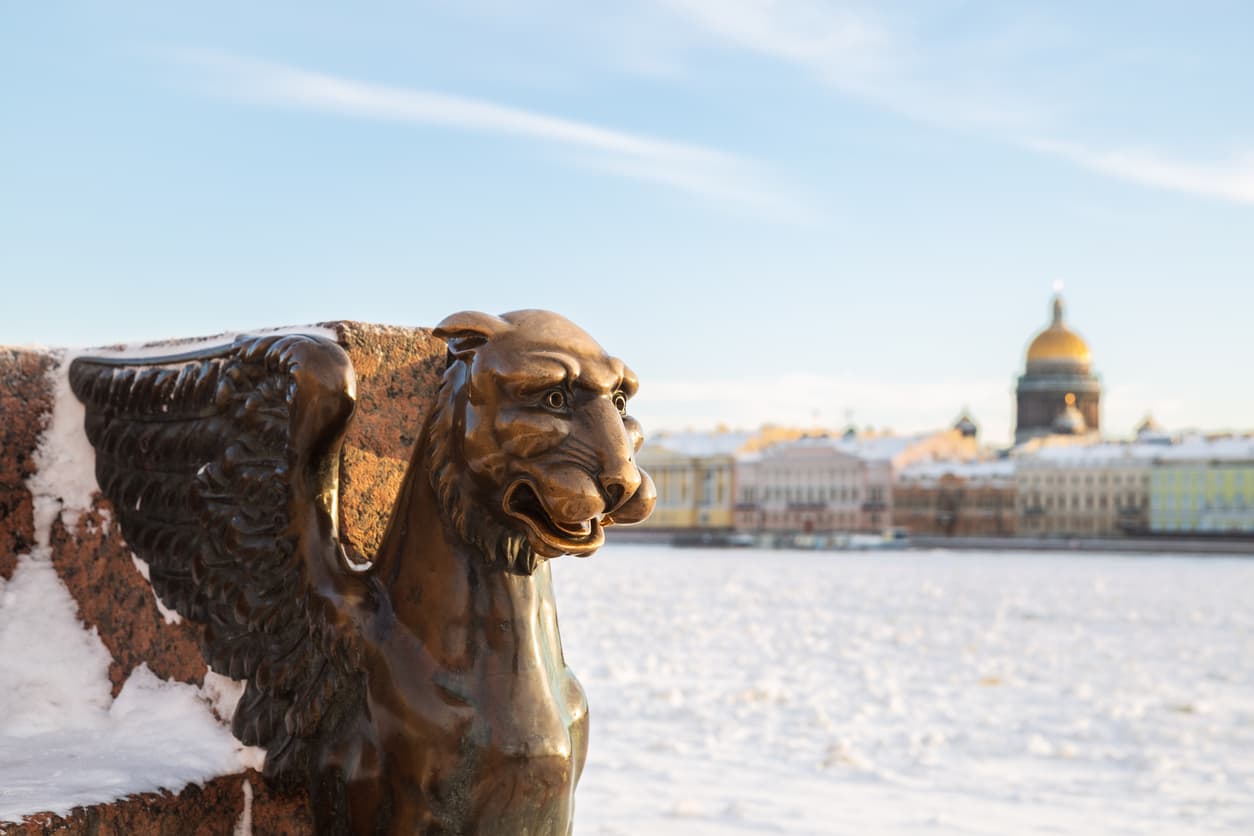 Мифы и легенды Петербурга