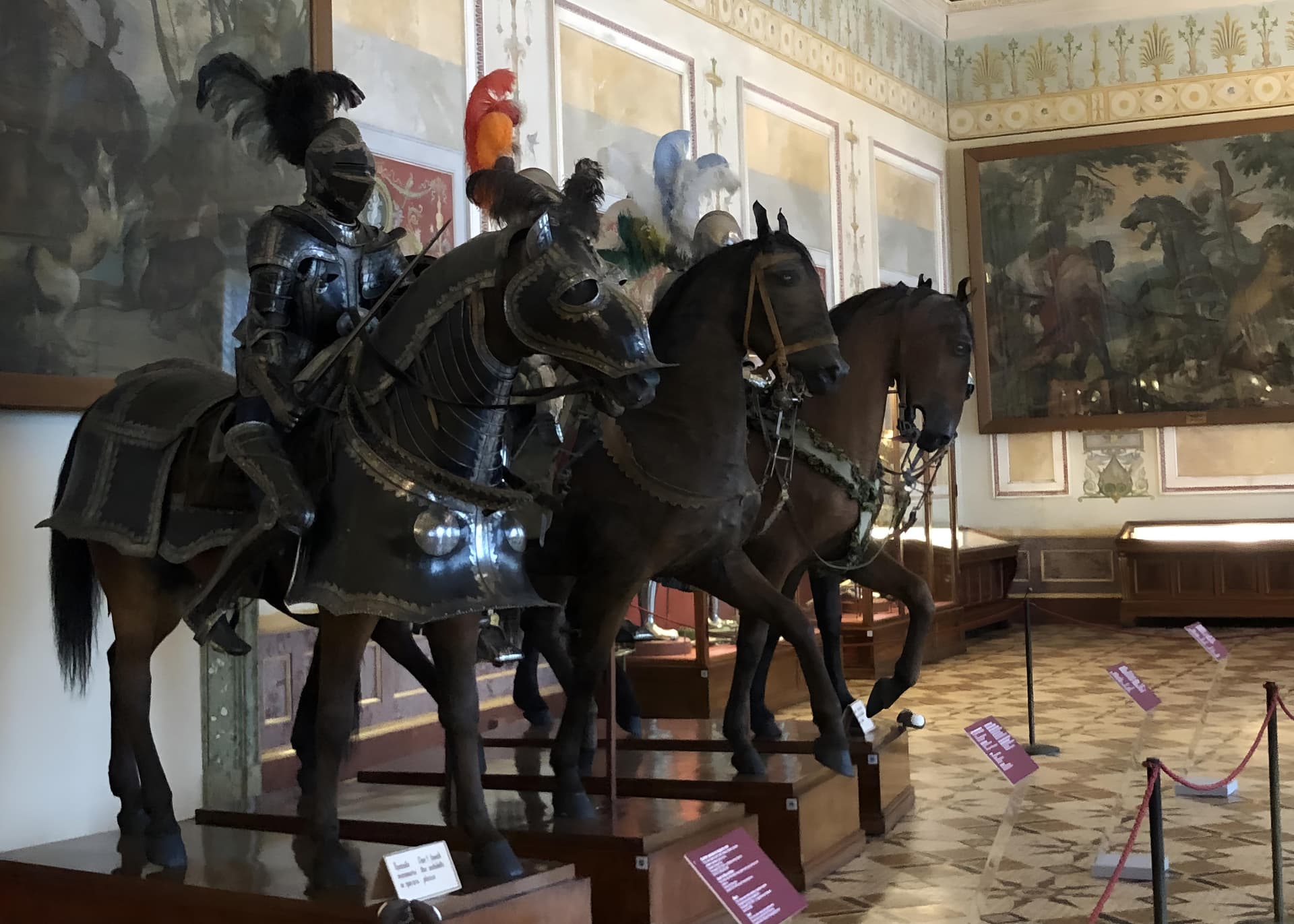 Сокровища Эрмитажа: мумии, рыцари, «Павлин» (билеты включены)
