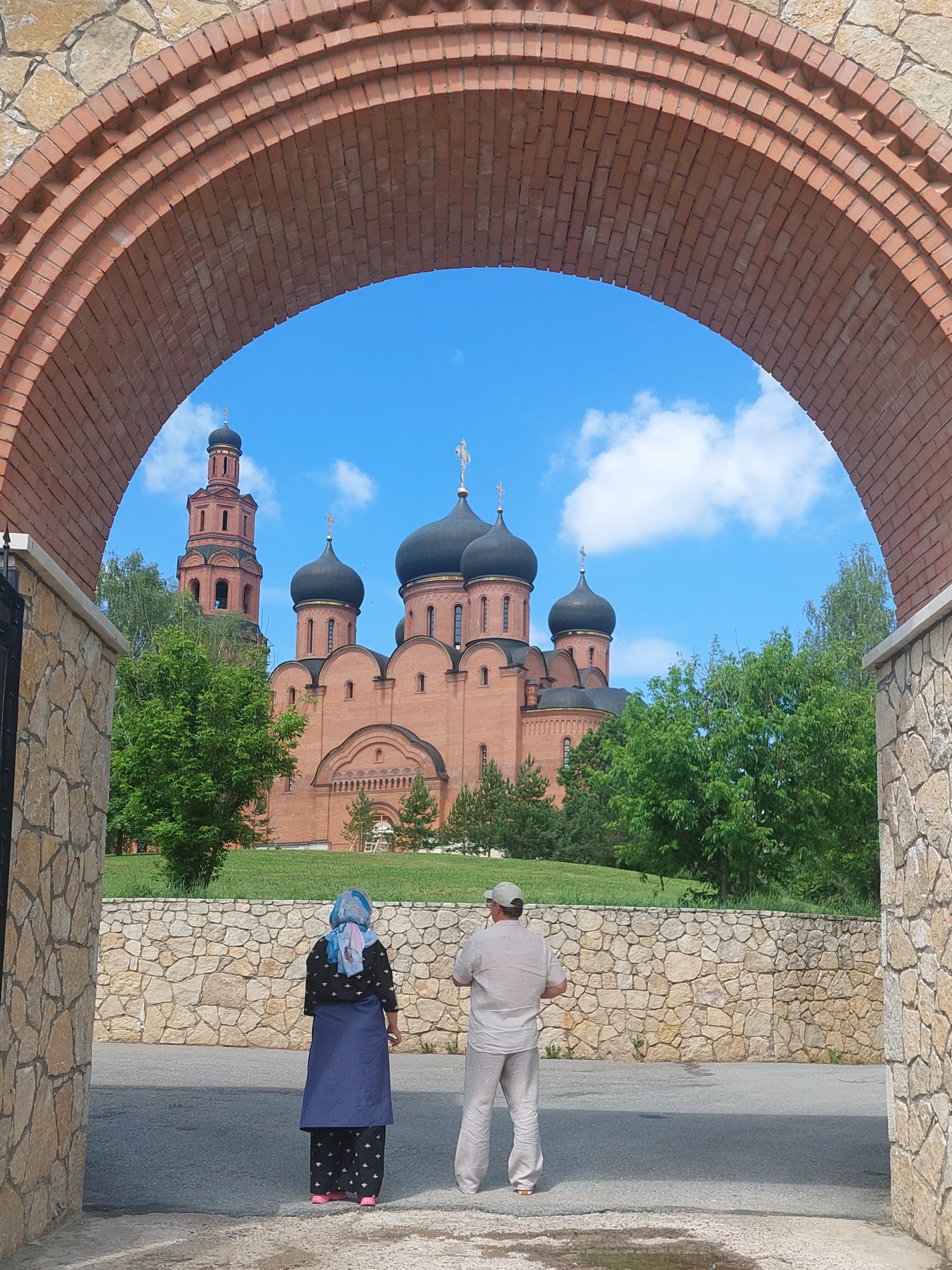 Из Уфы — к монастырю «Святые кустики», парку «Красный ключ» и экоусадьбе Ивановых