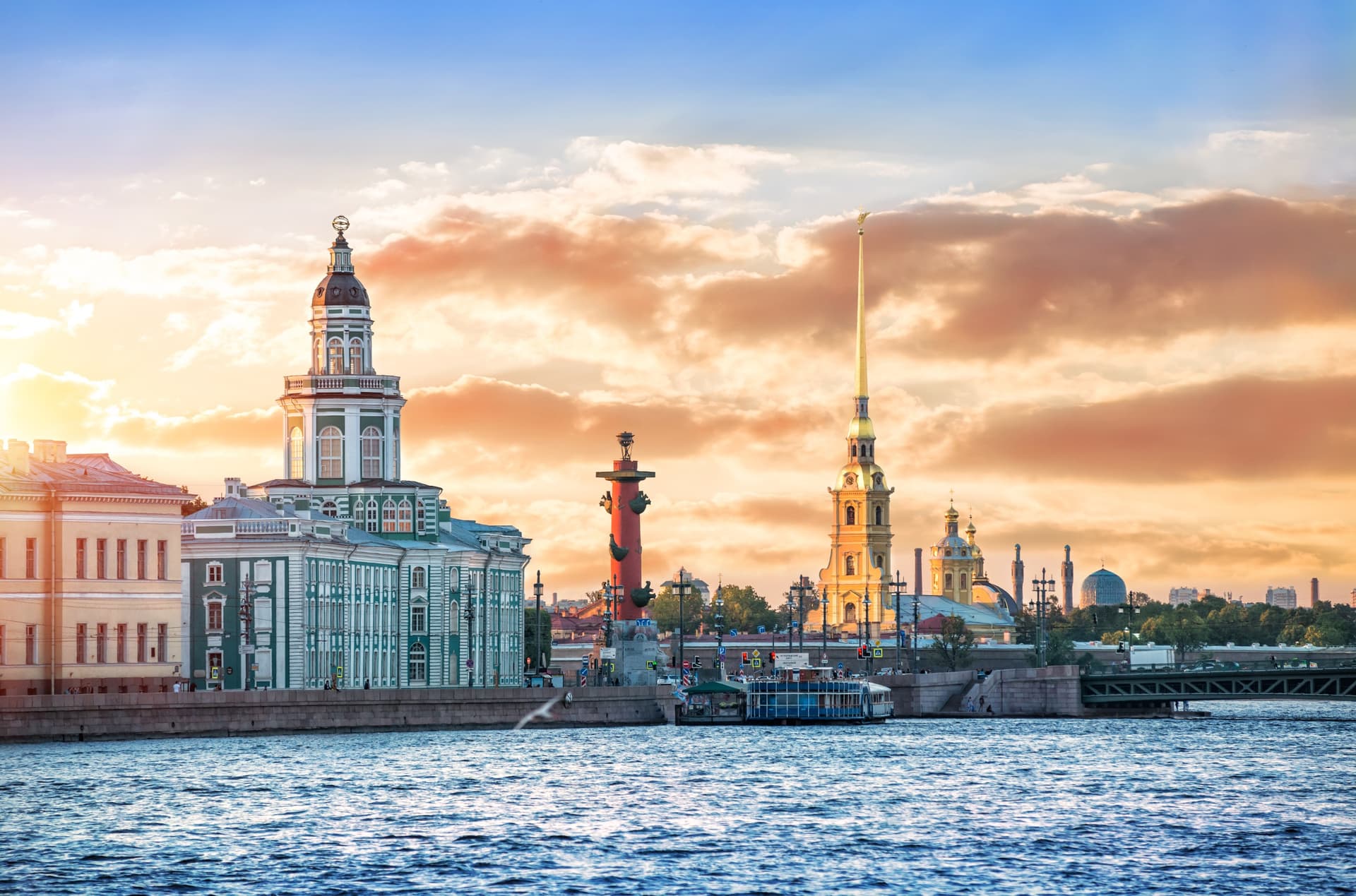 Автобусная экскурсия: центр и Петропавловская крепость
