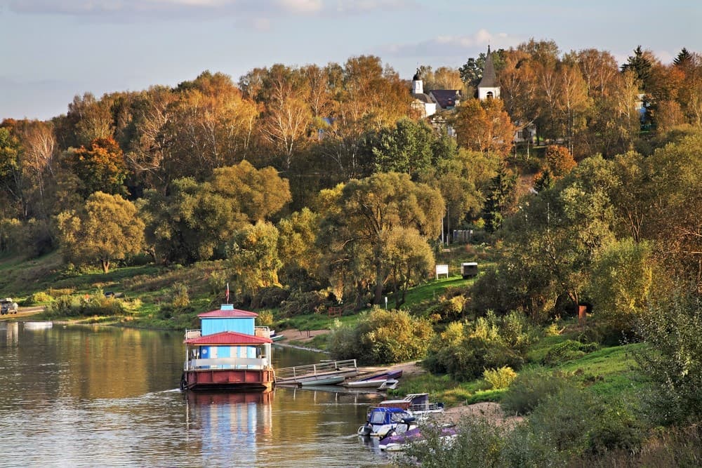 Старинная, уютная, талантливая Таруса
