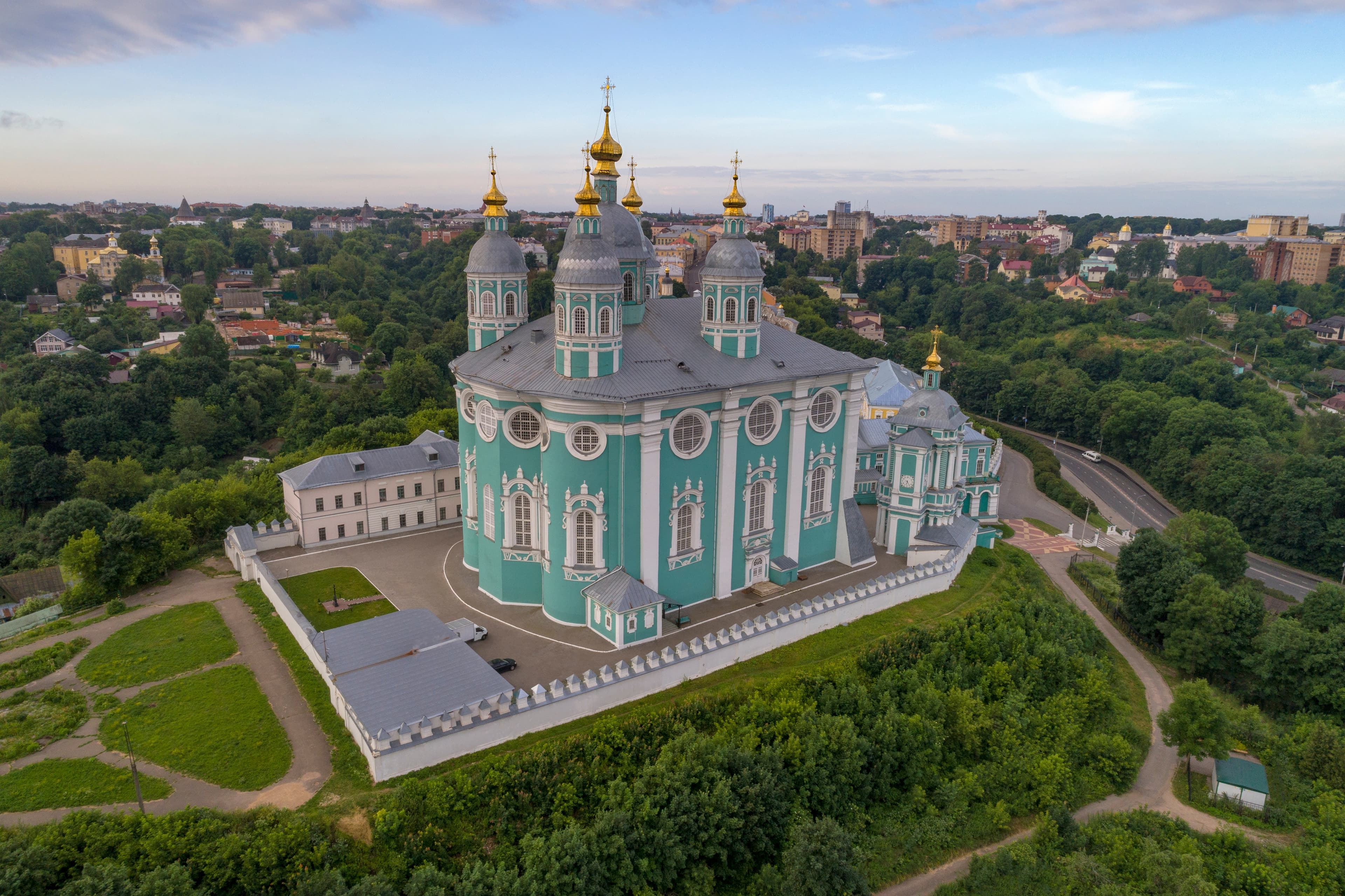 Смоленск: от основания до наших дней