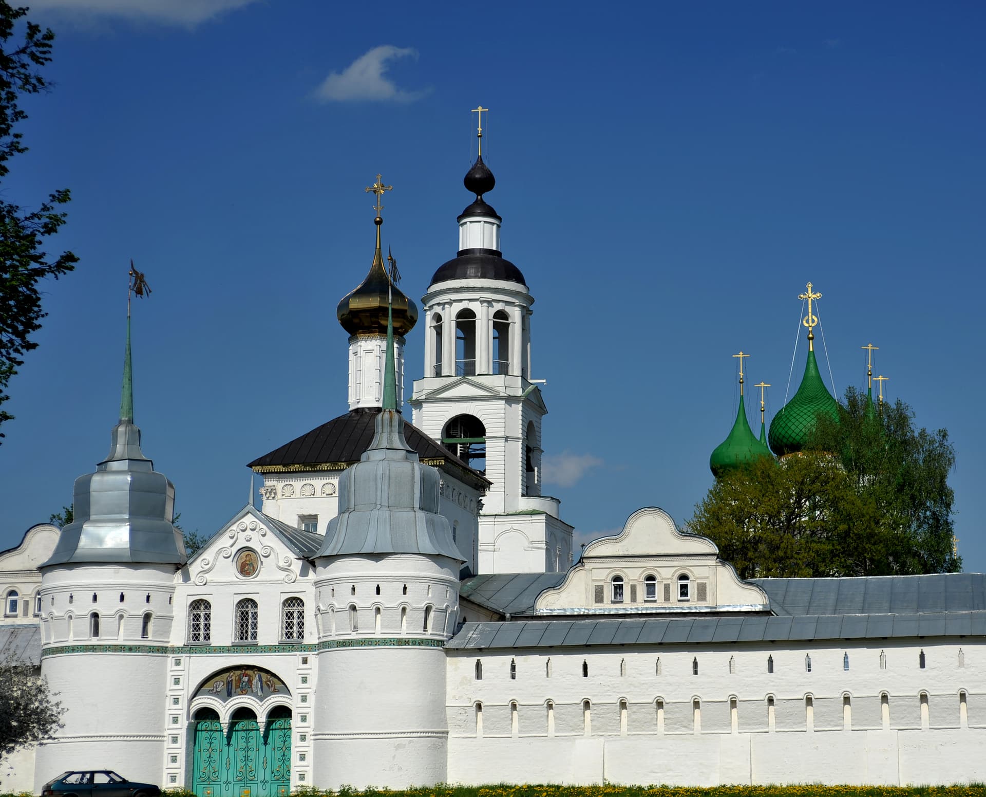 Христианский Ярославль: храмы и Толгский монастырь