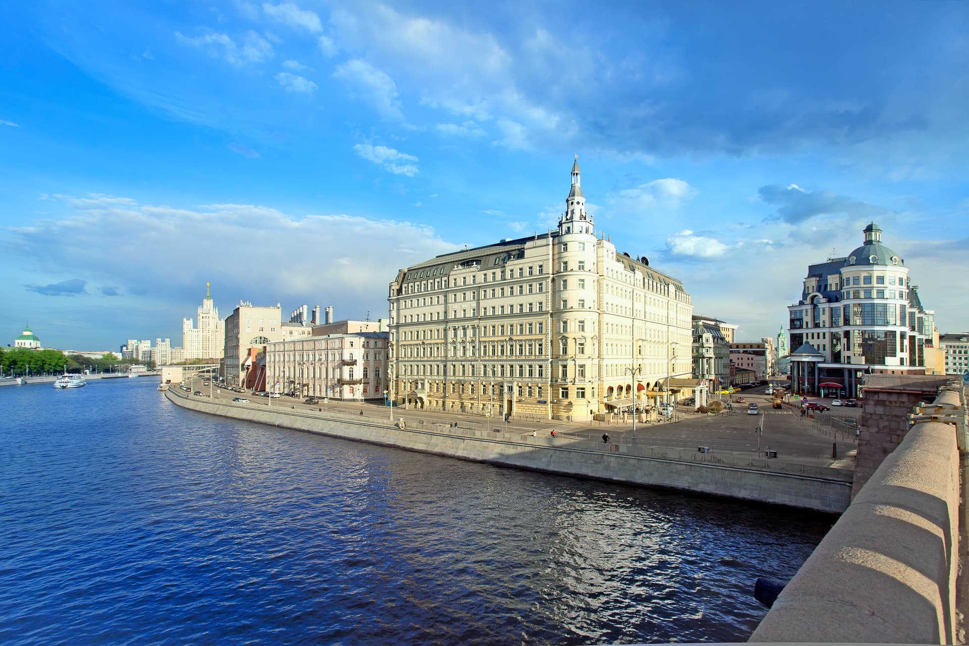 Парадокс в центре Москвы. Нераскрытые тайны острова Балчуг