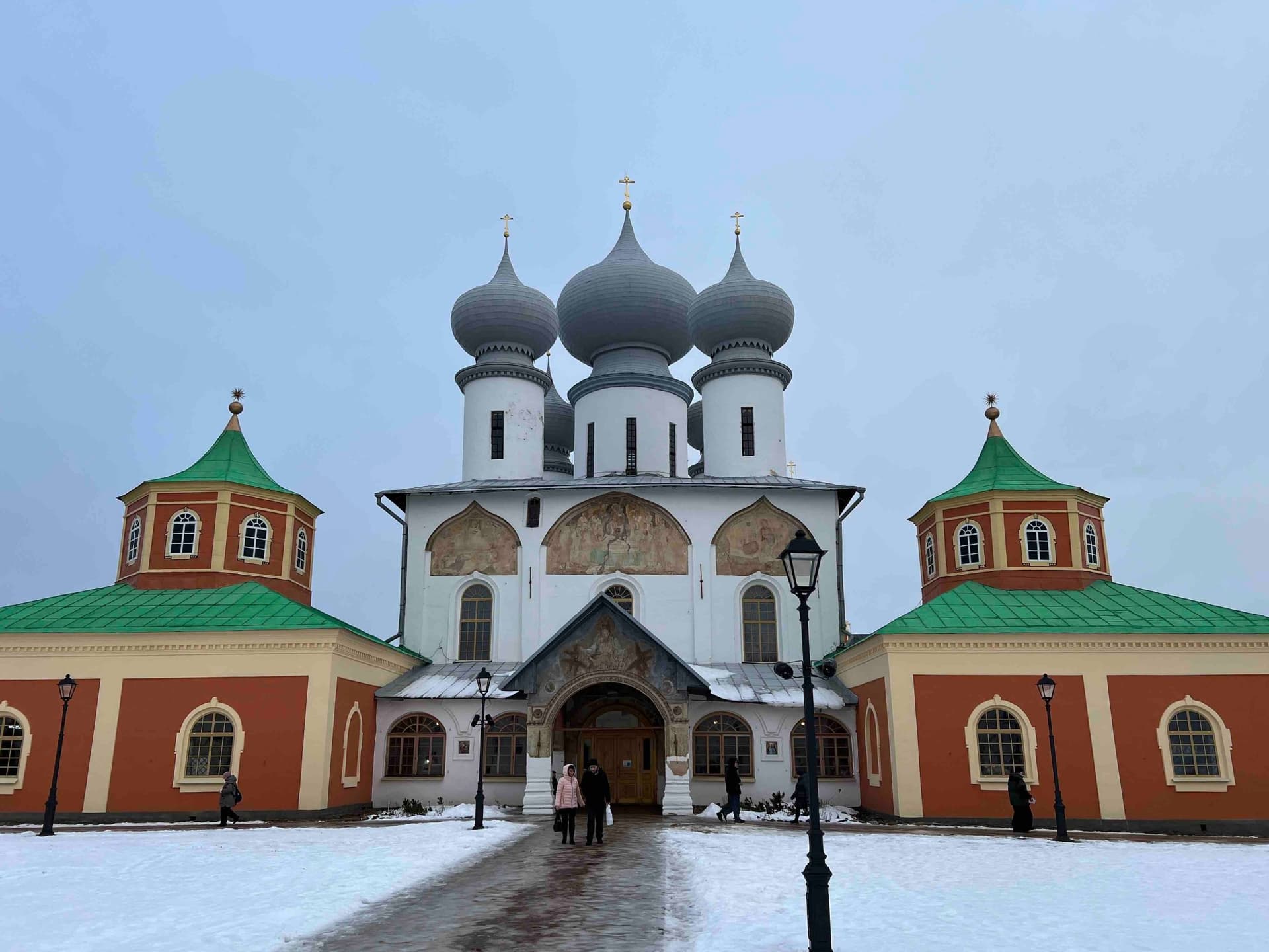Тихвин сквозь века