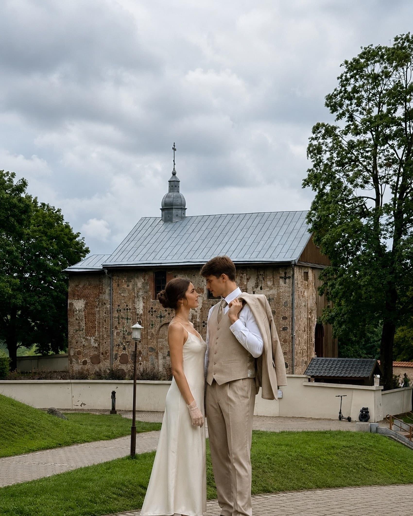 Фотопрогулка у Борисоглебской церкви в Гродно