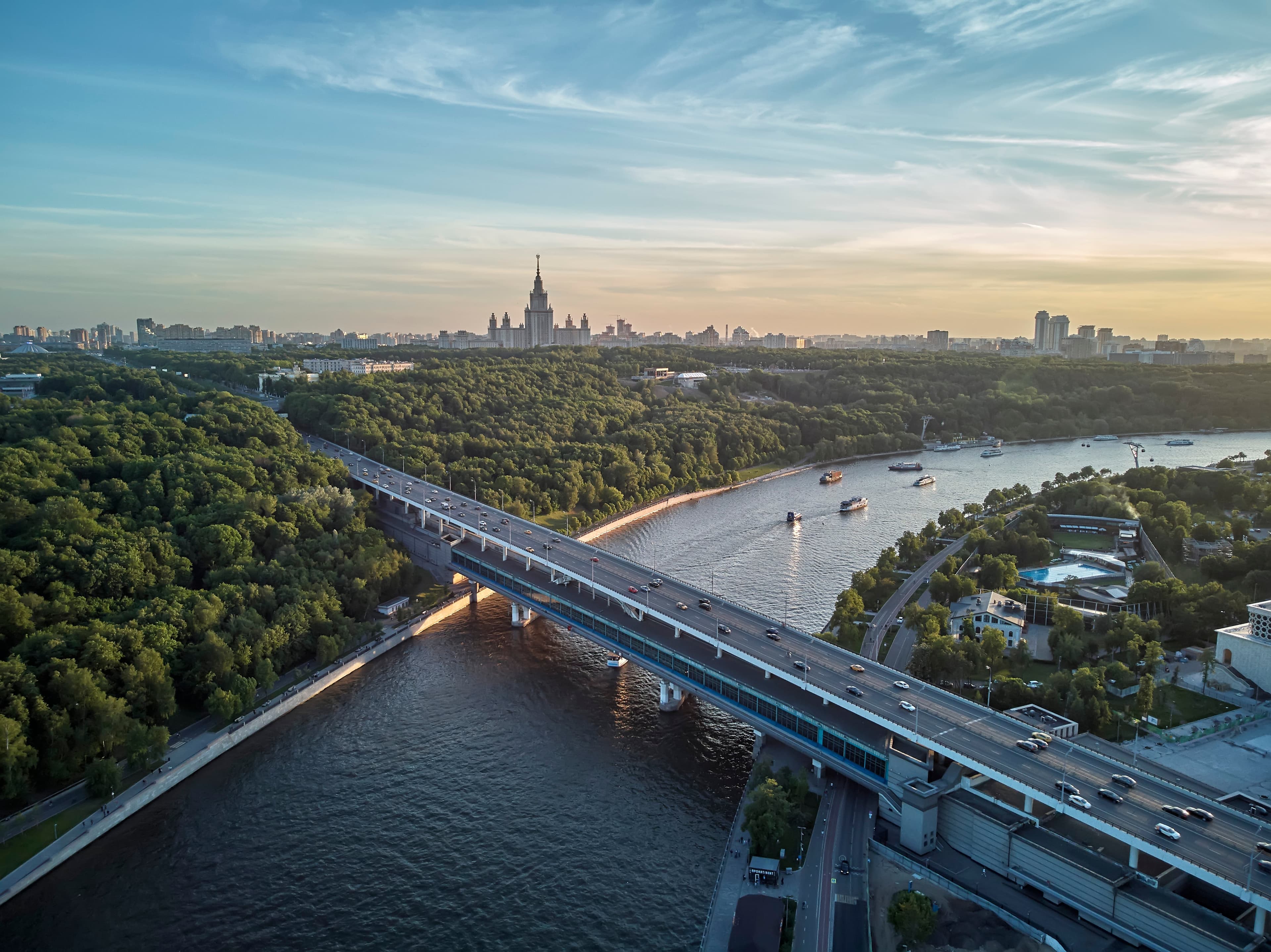 Красавица-столица на автомобильной экскурсии