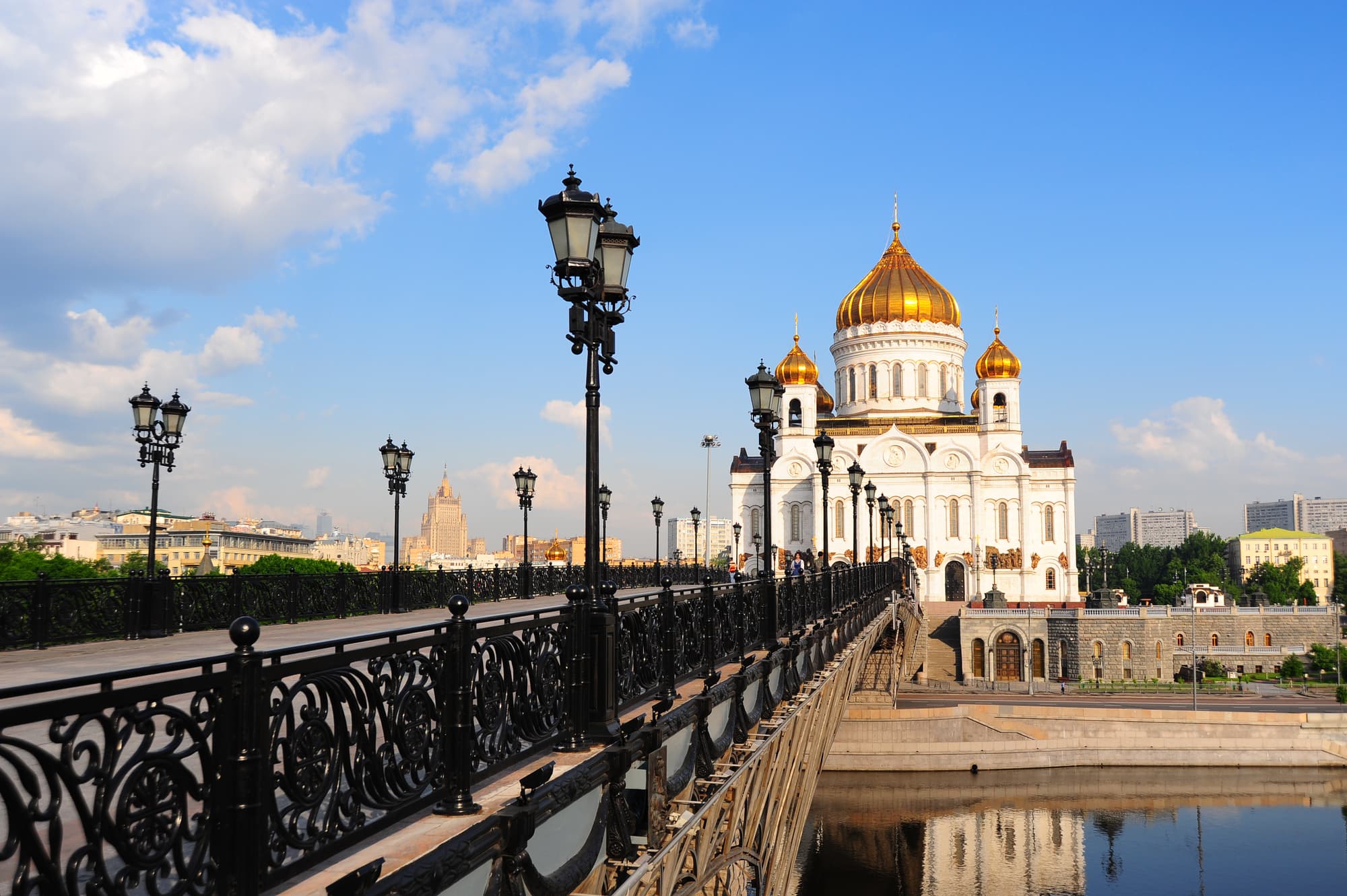 Москва с высоты колокольни храма Христа Спасителя