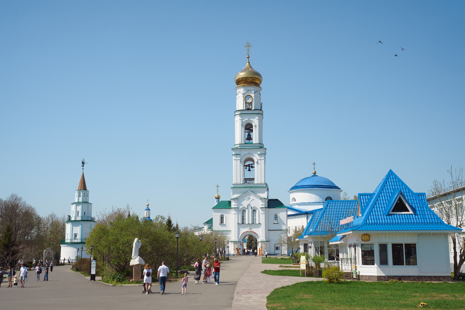 Из Казани — в Раифский Богородицкий мужской монастырь