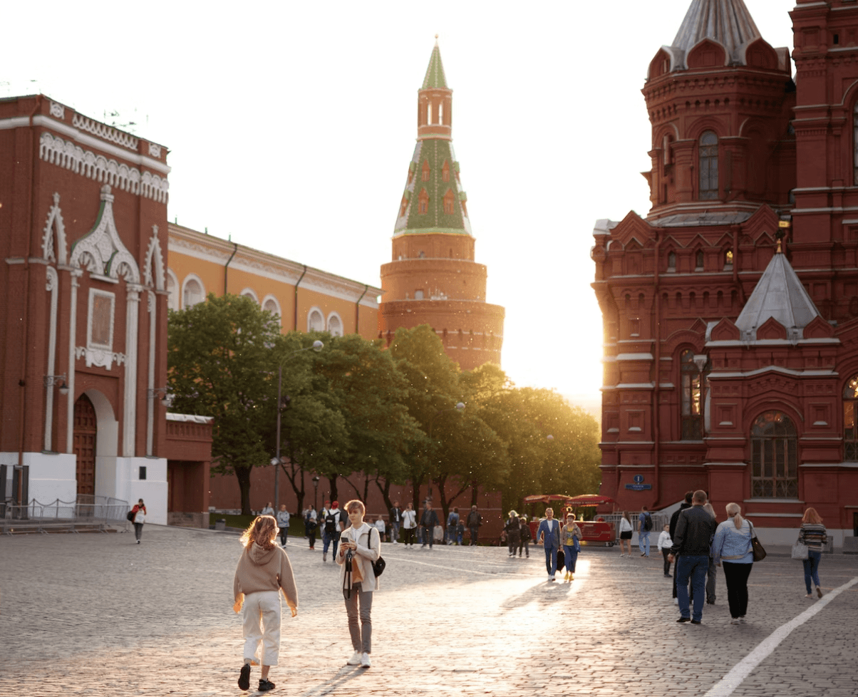 Красная, Манежная и Театральная площади на экскурсии в мини-группе