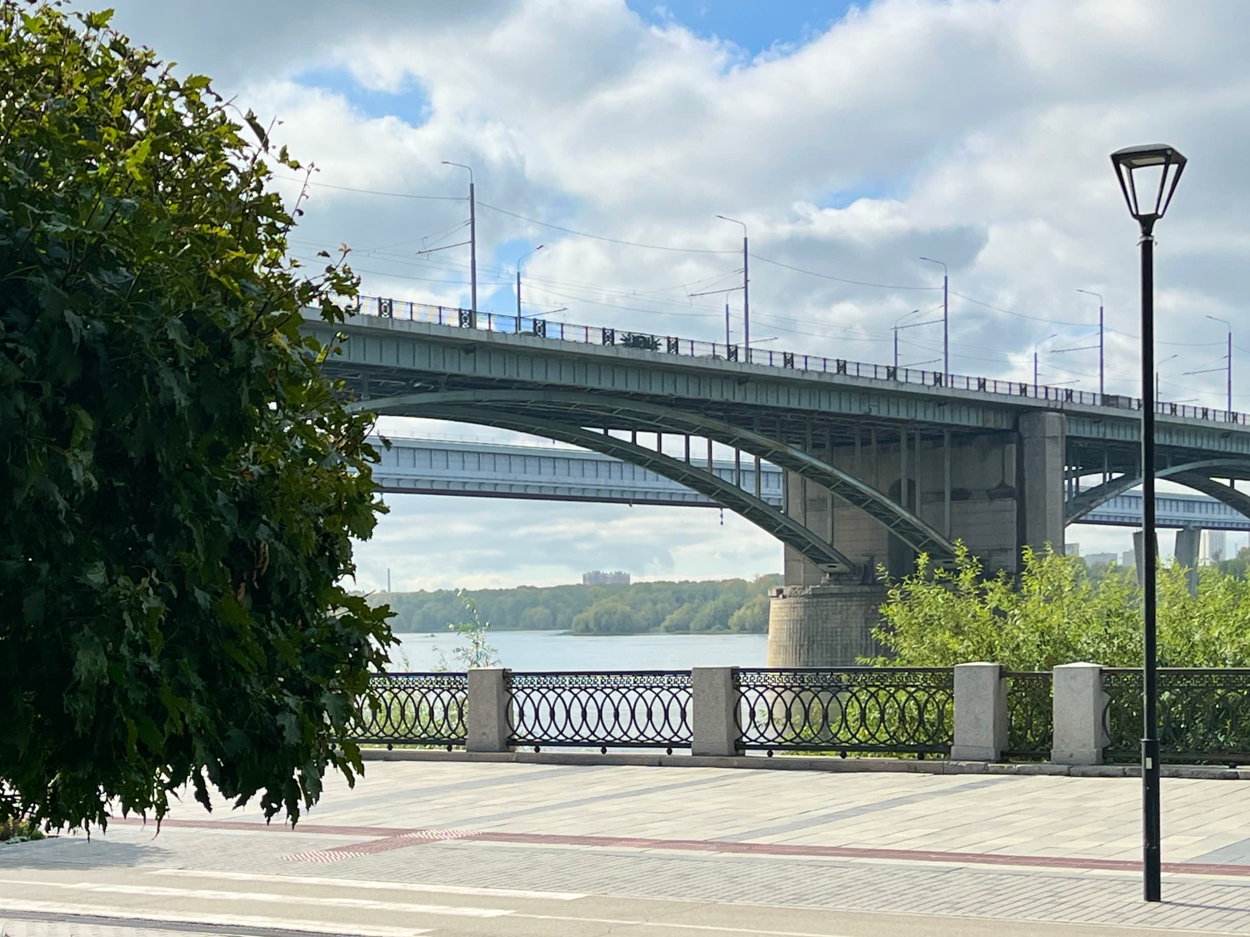 Квартал №1: прогулка по Михайловской набережной Новосибирска