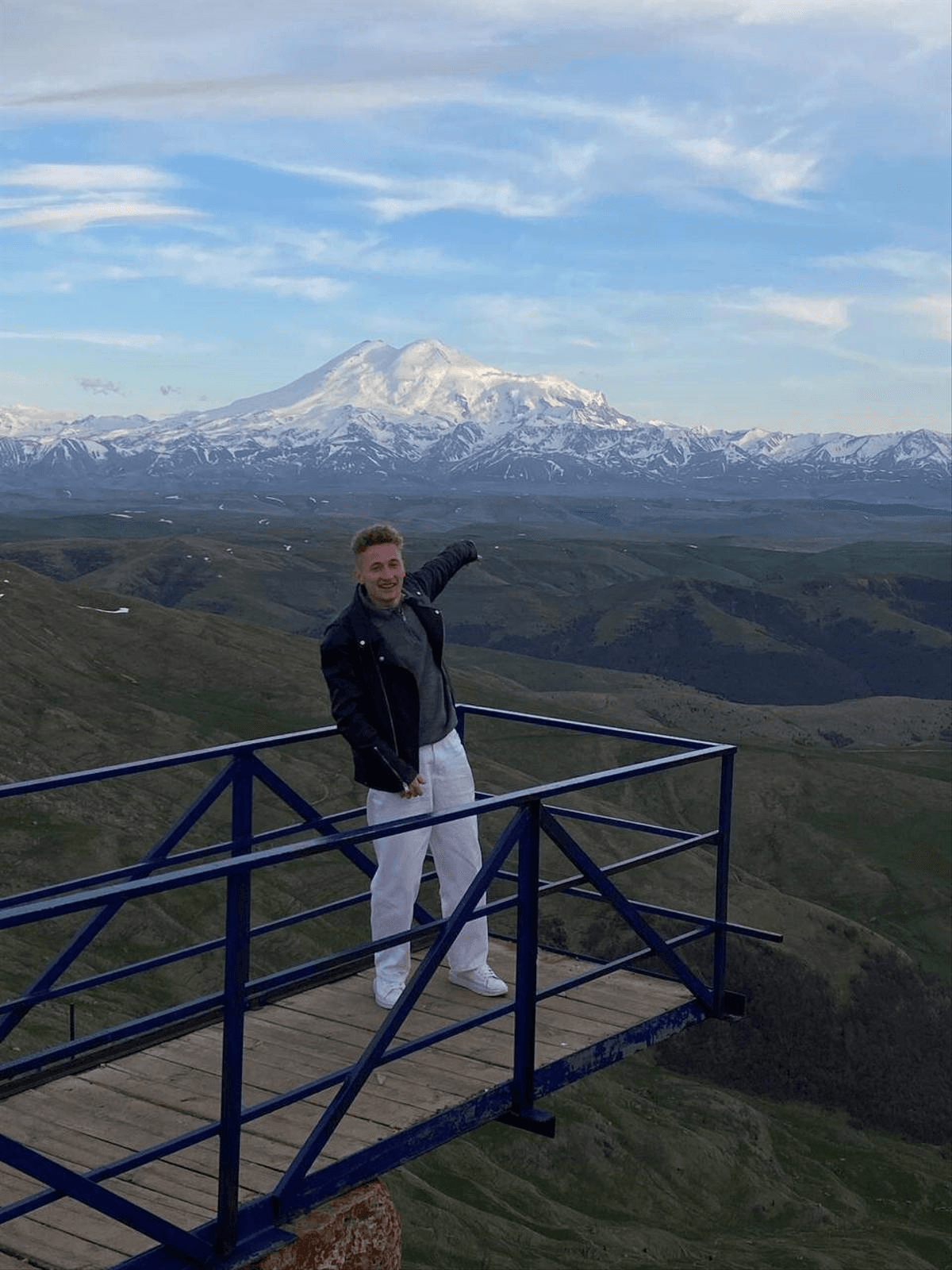 Домбай и Приэльбрусье на внедорожнике (мини-группа)