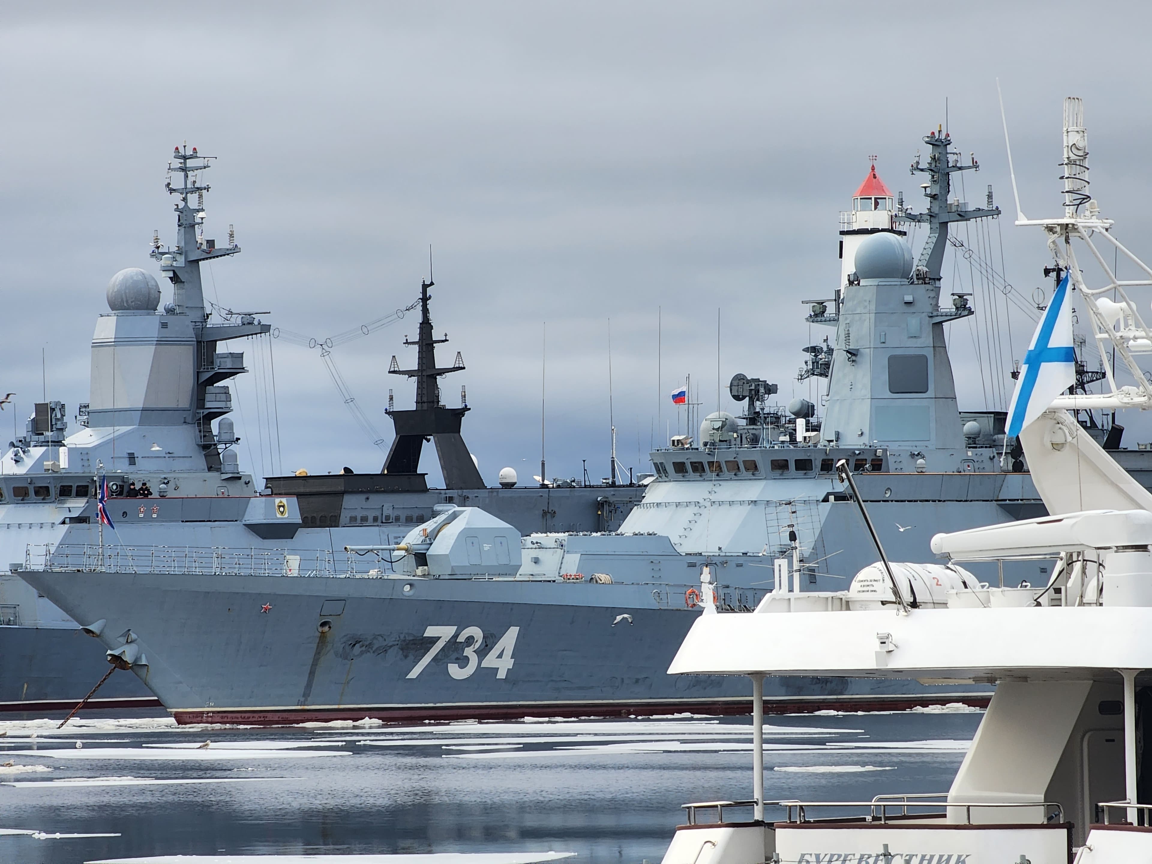 Военно-морской Кронштадт: «Риф», подлодка и «Остров фортов»