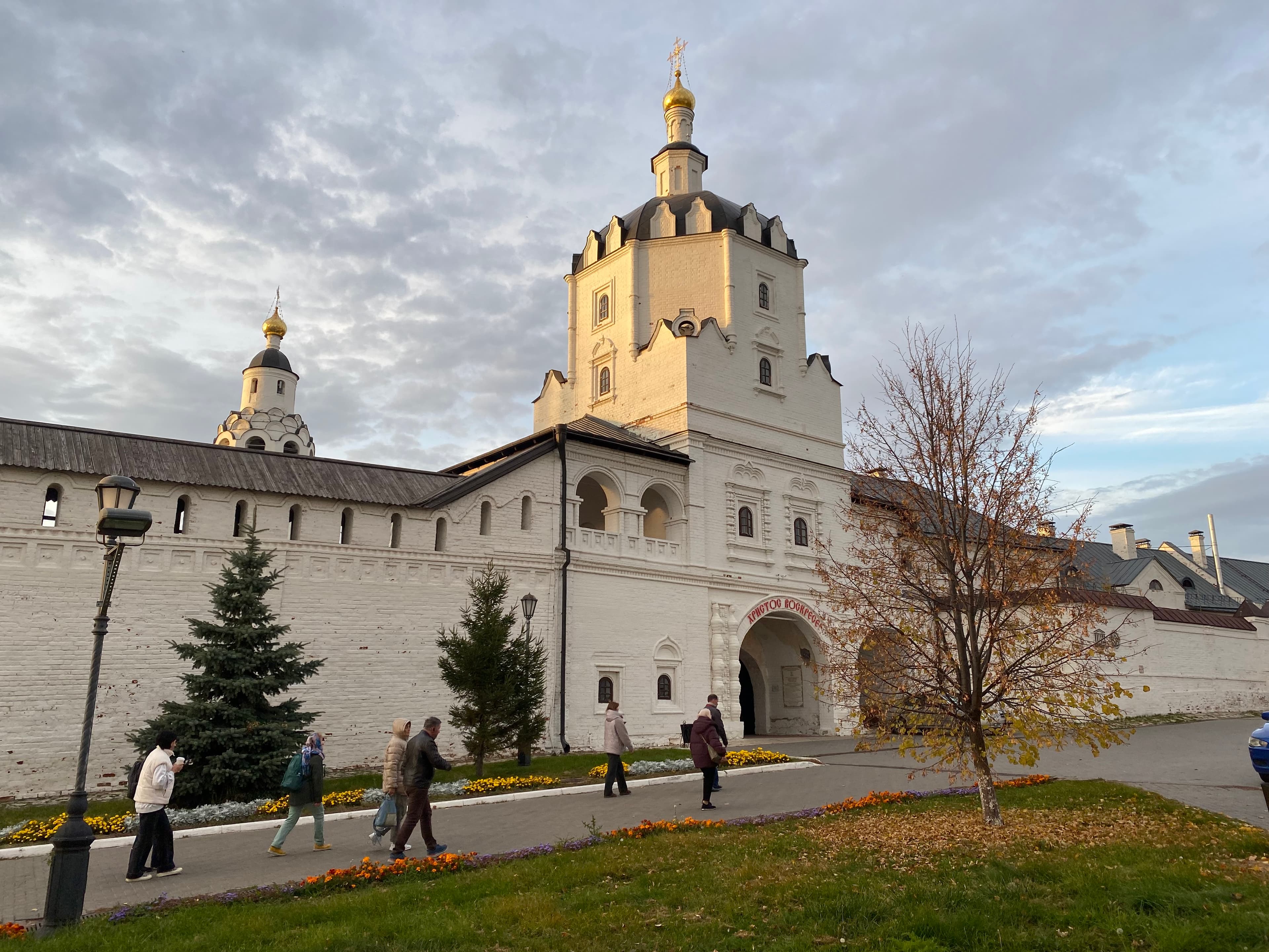 Татарская этнодеревня и русский Свияжск (на вашем автомобиле)