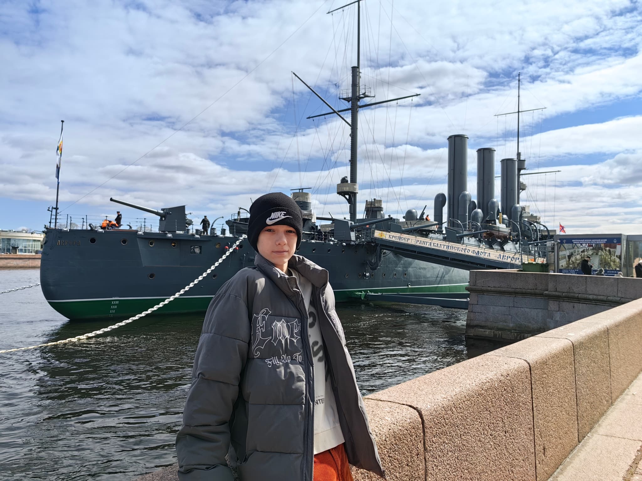 «Мы гуляем с дядей Петей!» семейная аудиоэкскурсия в Петербурге
