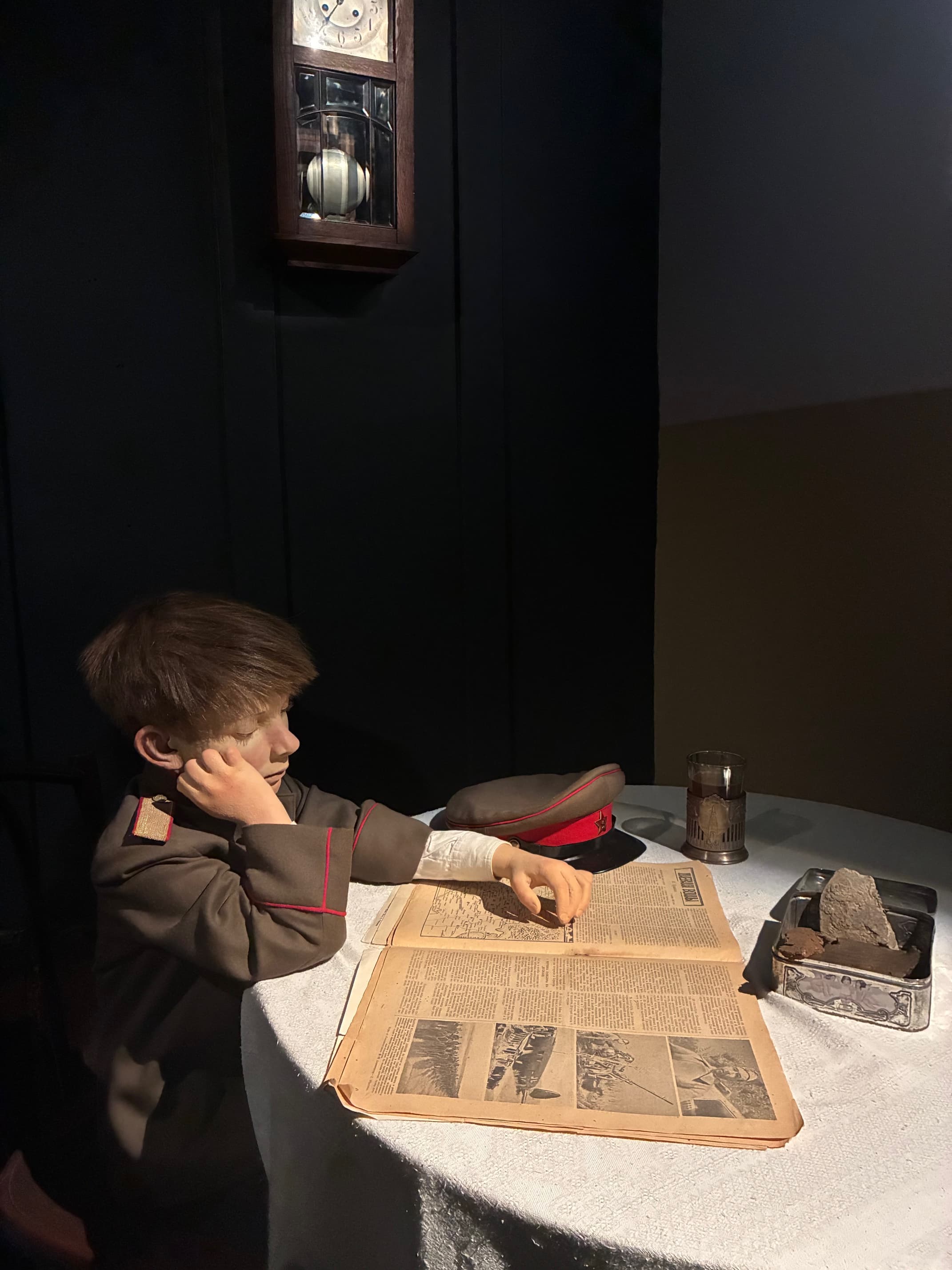Школа фрейлин, штаб-квартира Ленина и бункер Жданова: двухвековая история Смольного