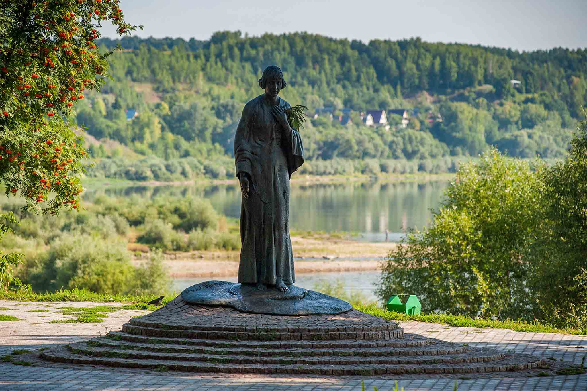 Таруса в историях и лицах
