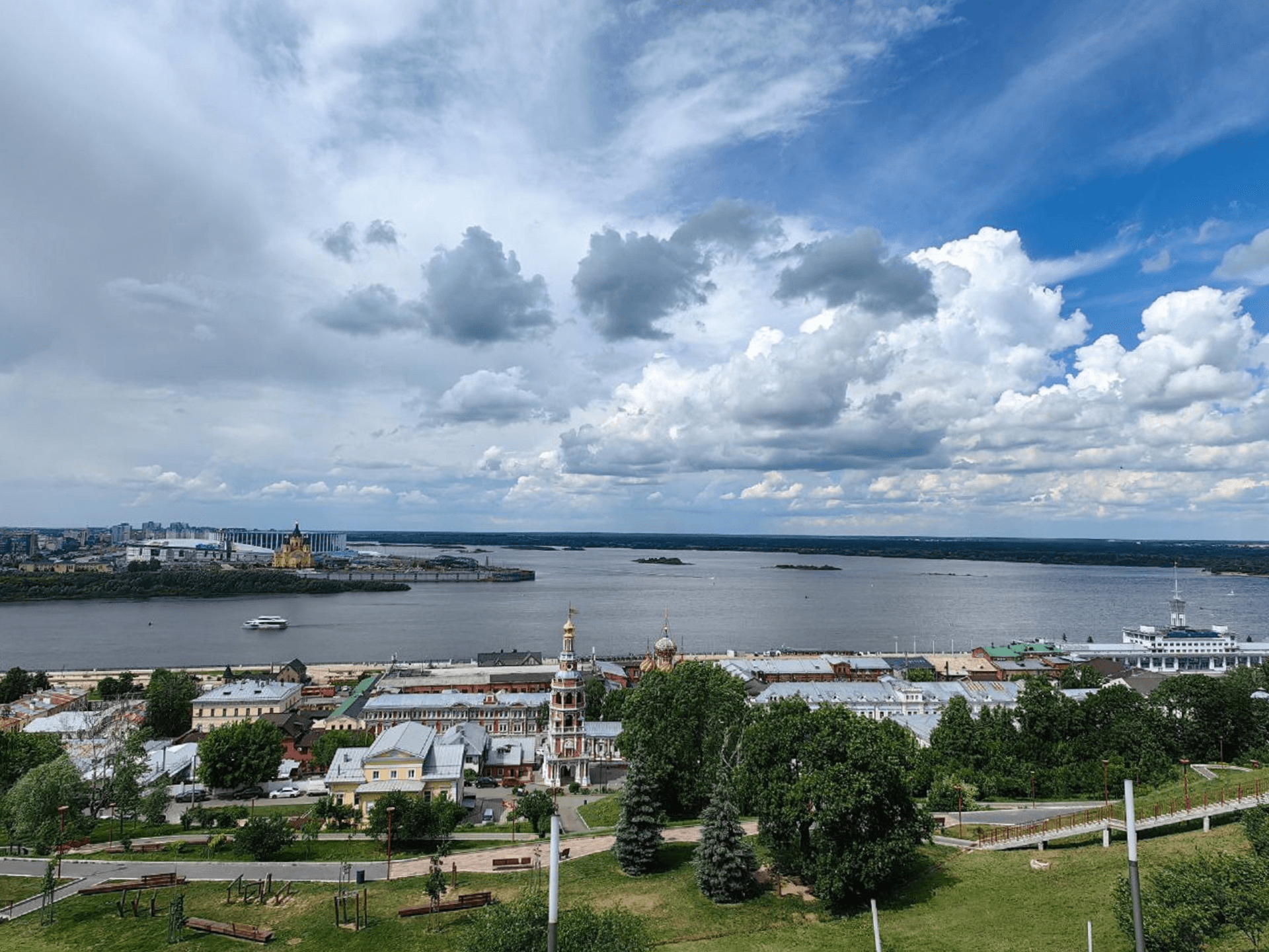 Город с высоты Дятловых гор: лучшие смотровые площадки