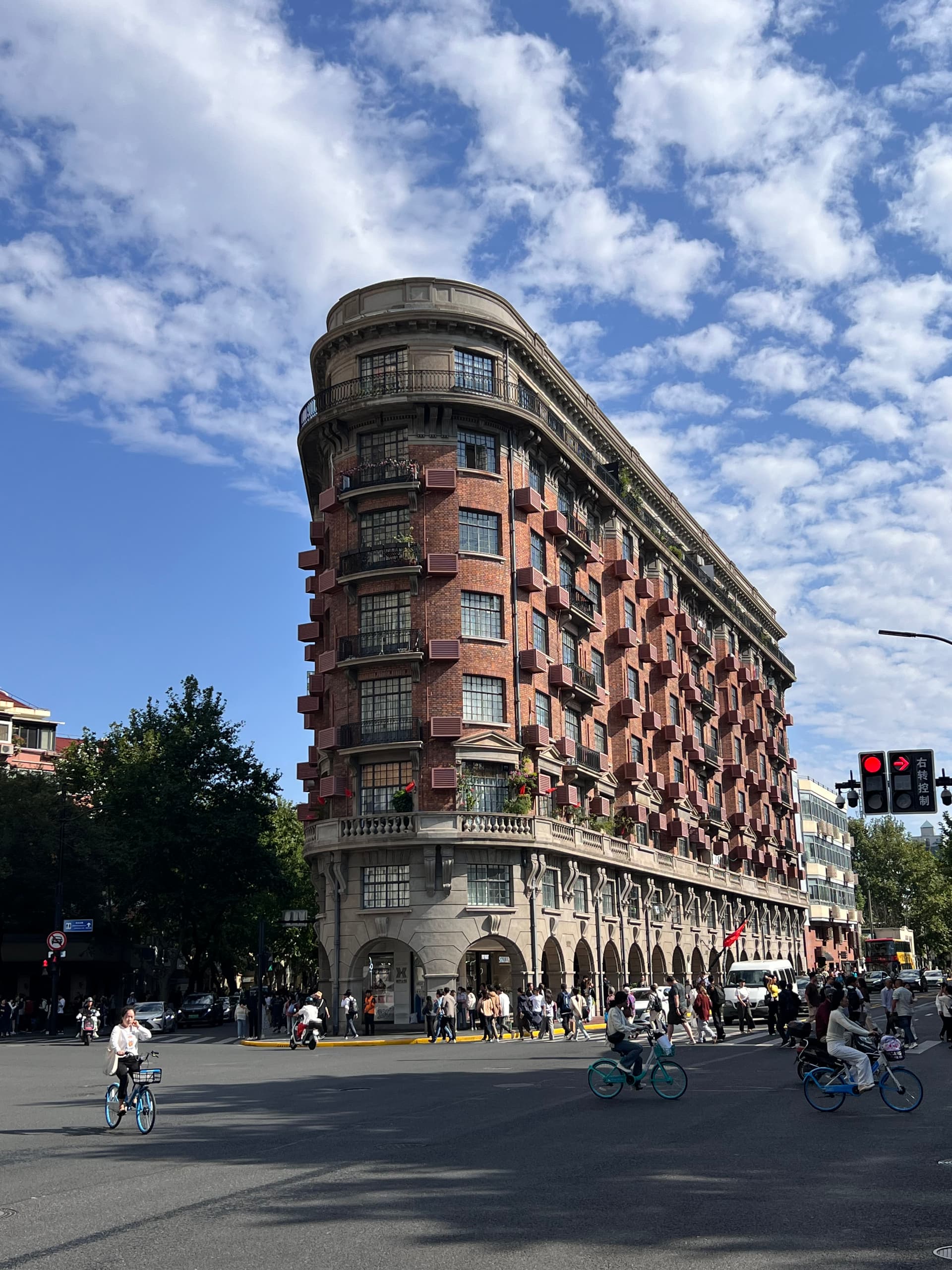 Велопрогулка по арт-пространствам Шанхая