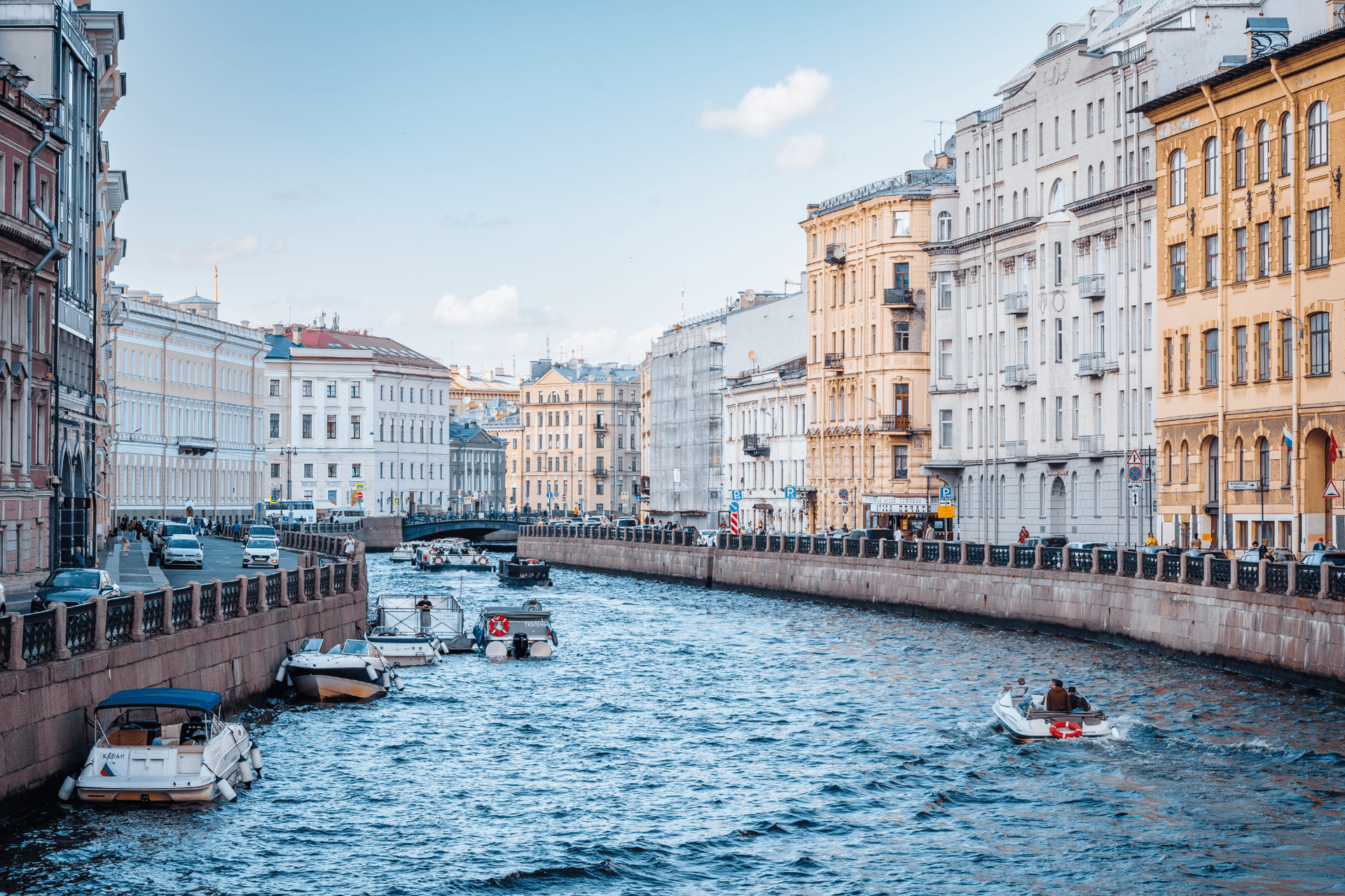 Обзорная экскурсия по Петербургу + прогулка на теплоходе