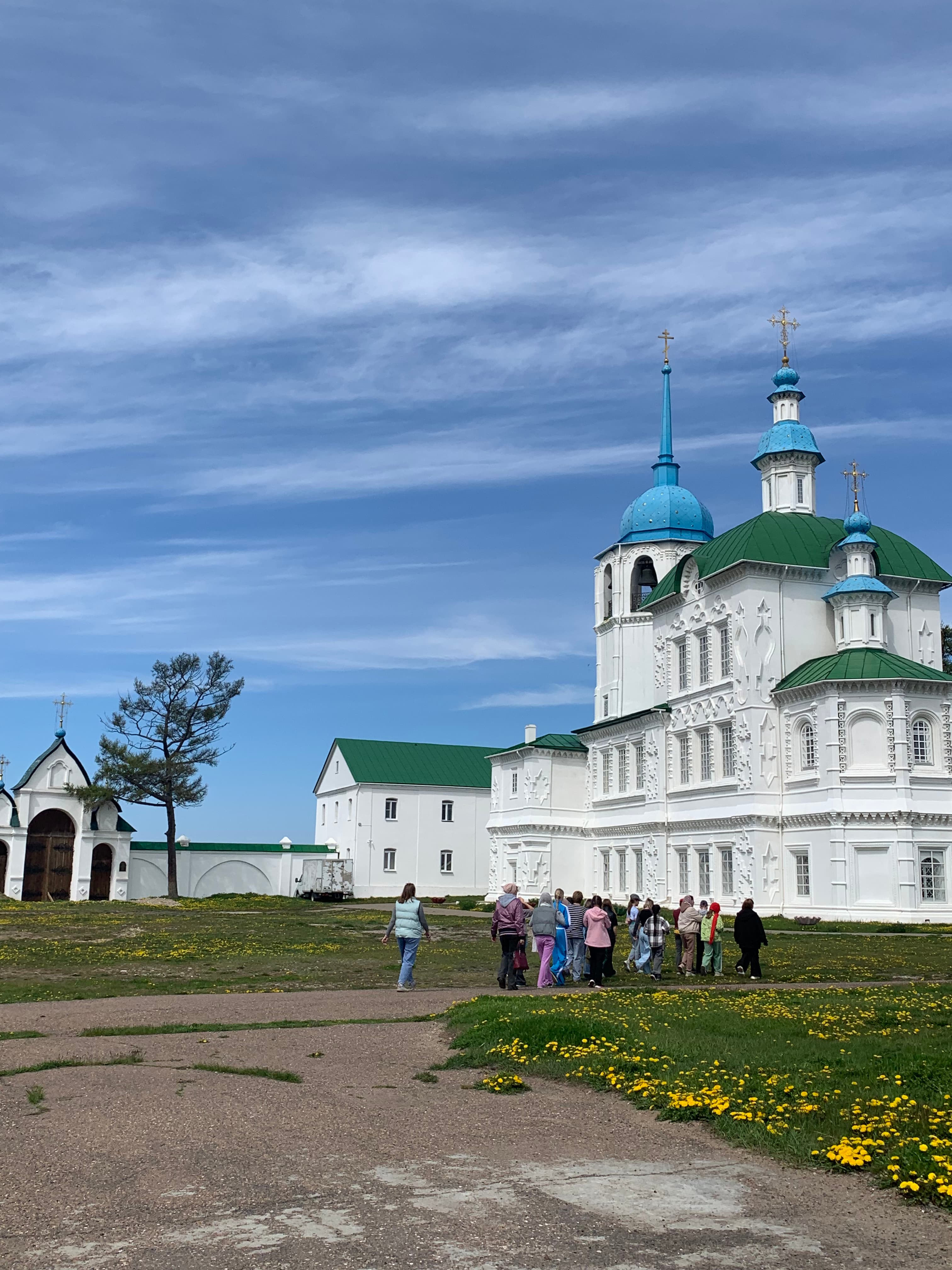 Сокровища Байкала: от природных видов до горячих источников