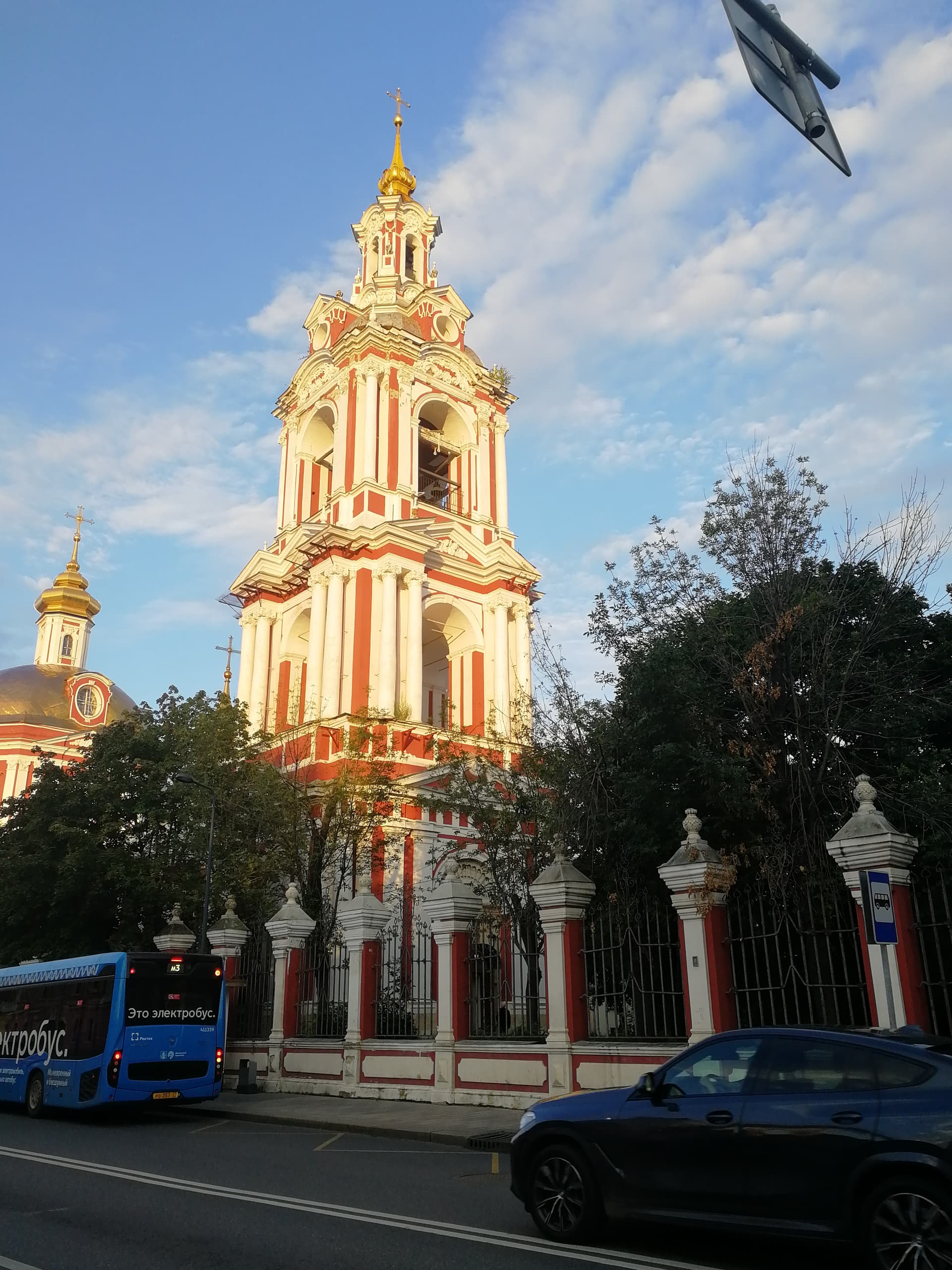 Гороховое поле: архитектурная жемчужина Москвы