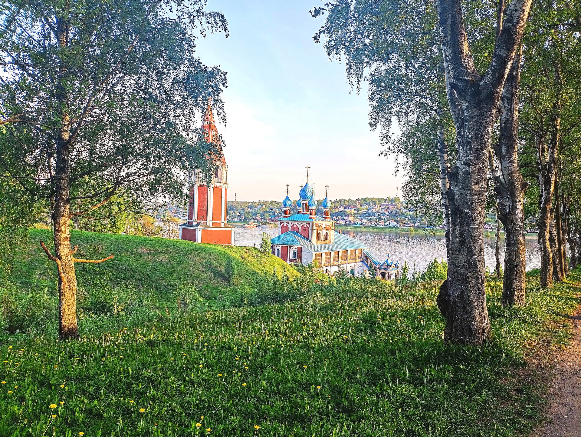 Тутаев: городские сюжеты и пейзажи Кустодиева