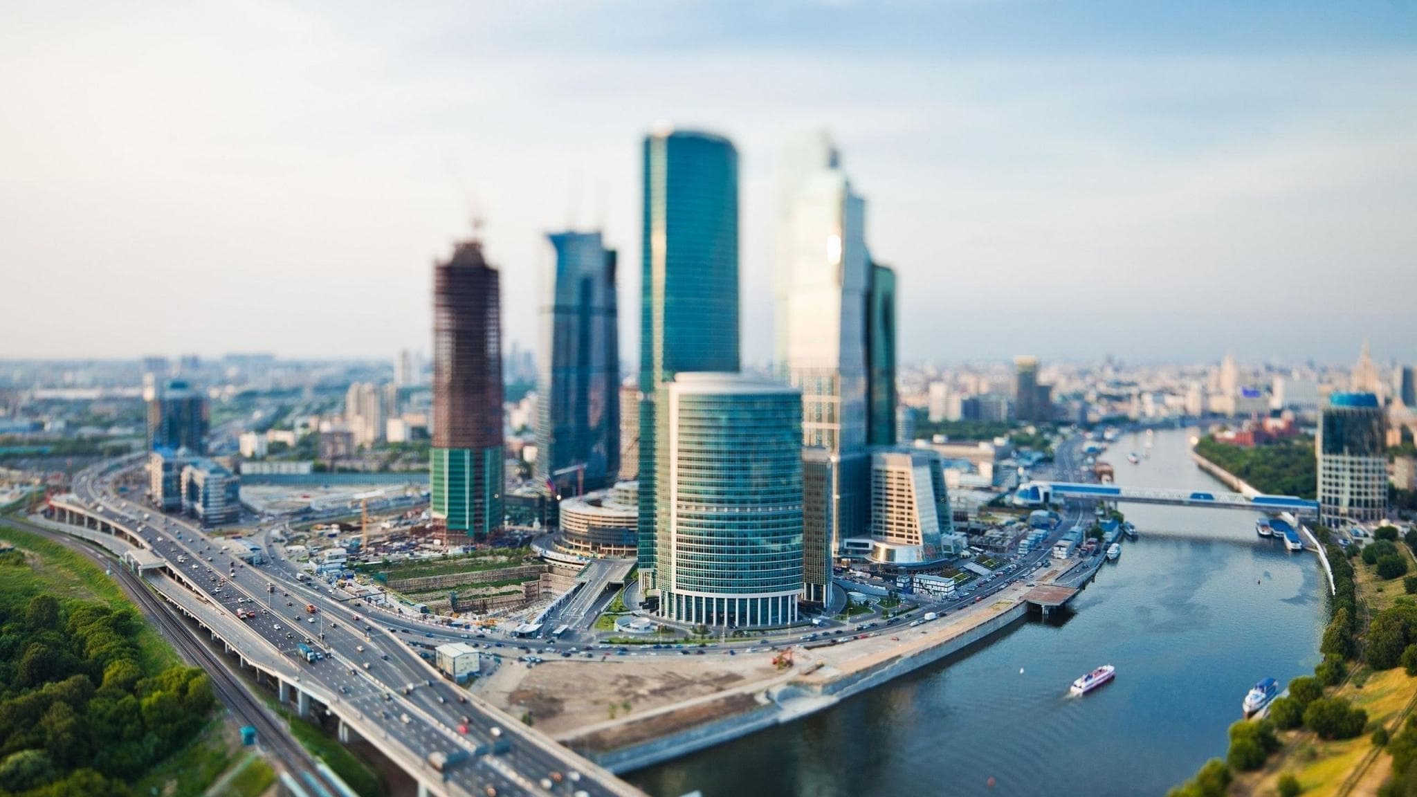 Речная прогулка по центру Москвы от причала «Киевский» до парка «Зарядье»