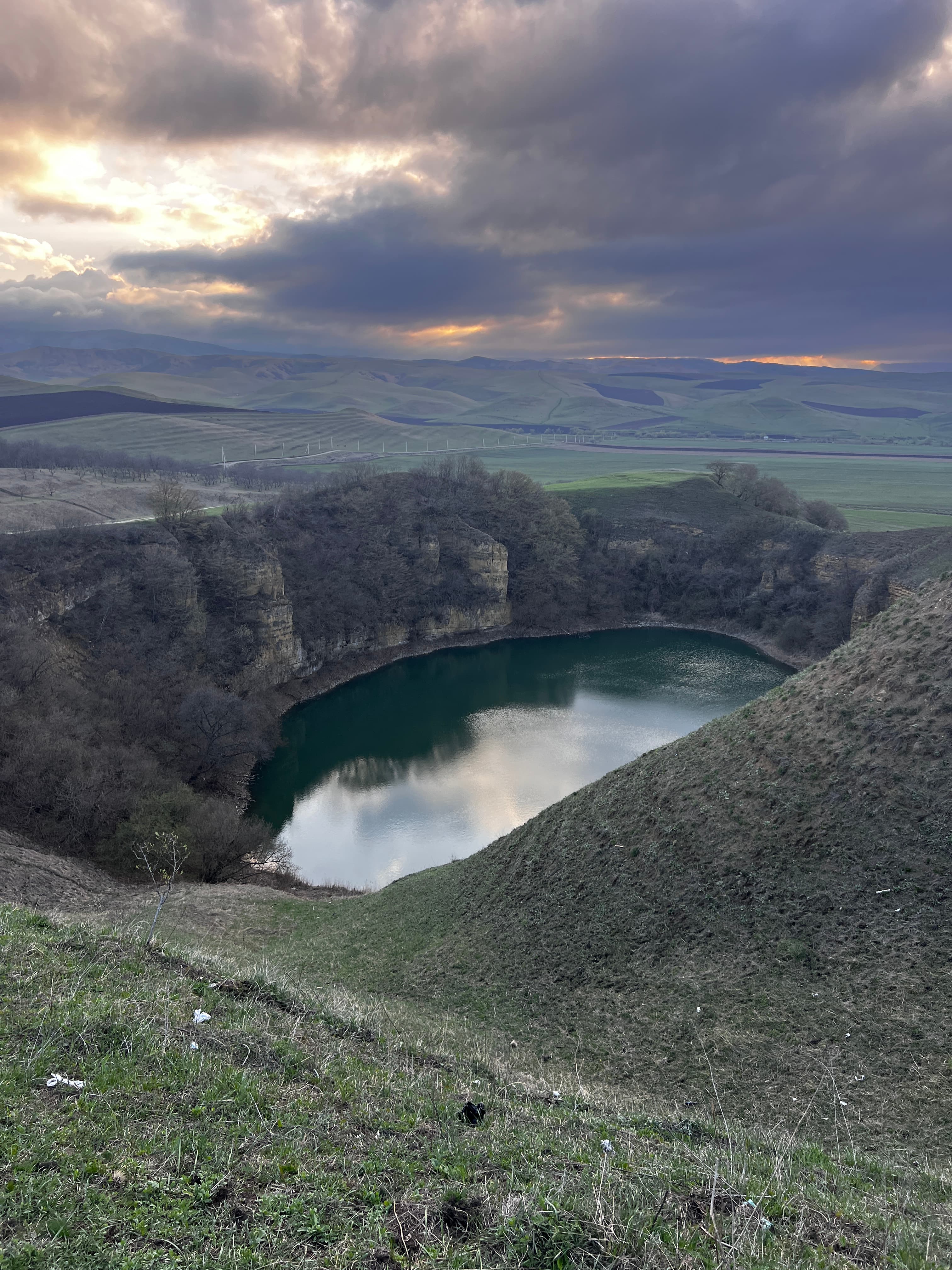 Плато Канжол и озёра Шадхурей