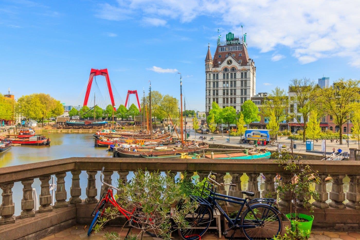 Rotterdam: City of Modern Skyline Audio Tour