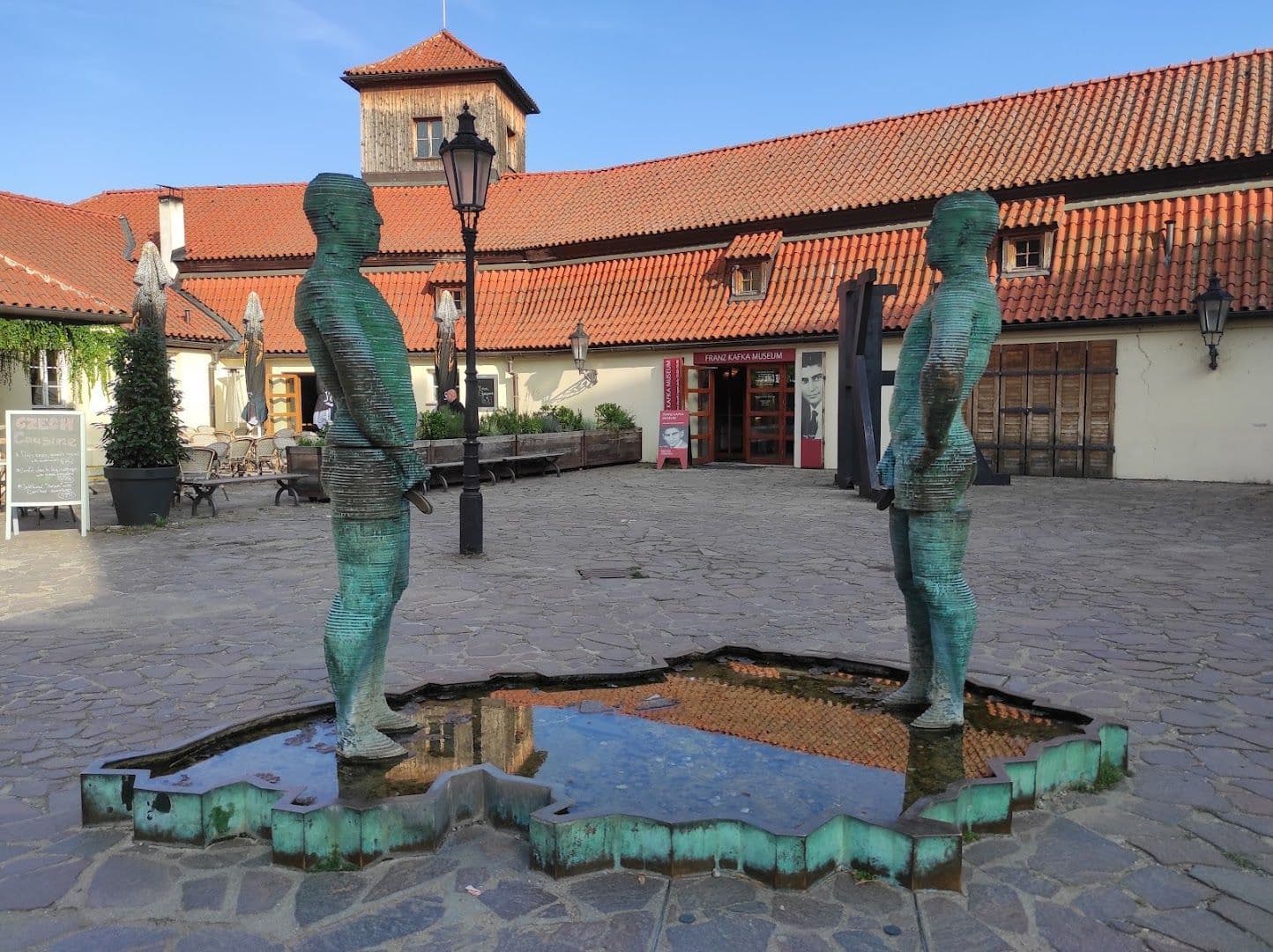 Praga: Paseo por la ciudad con entrada al Museo Franz Kafka