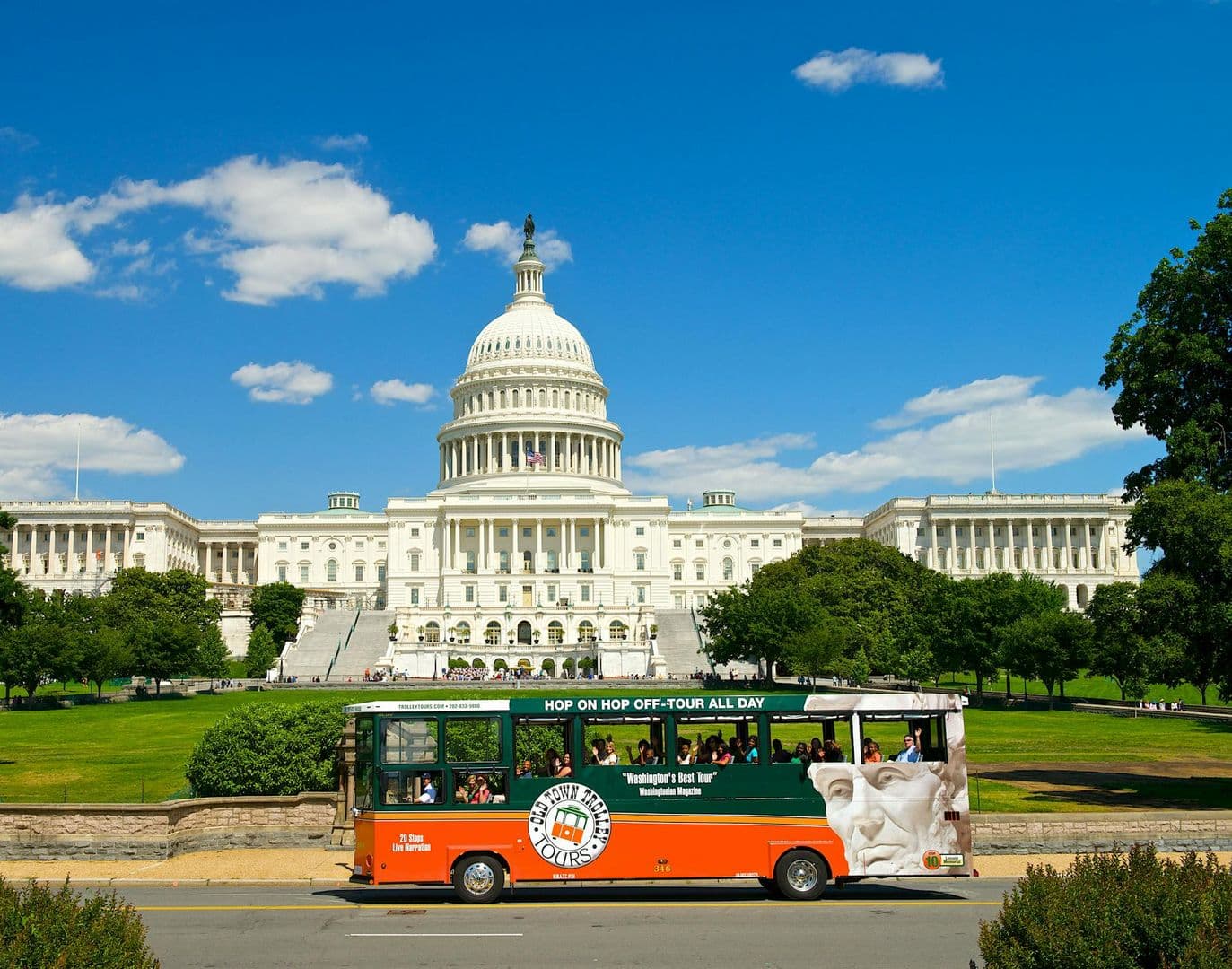 Washington DC: Hop-on Hop-off Old Town Trolley Ticket