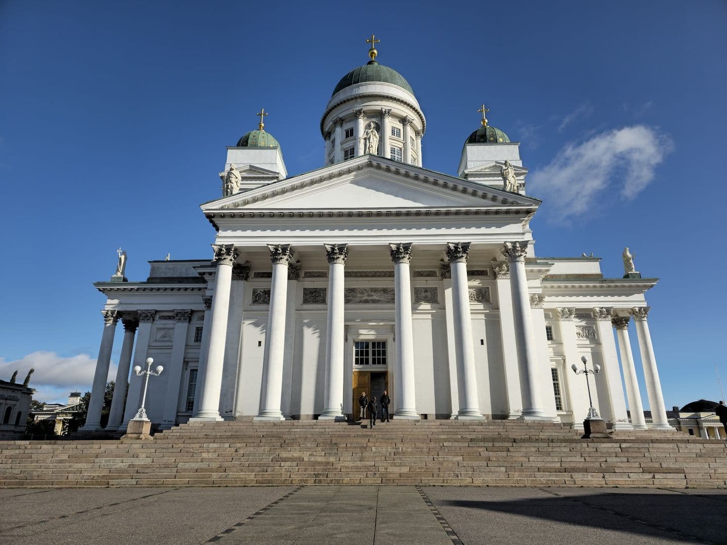 Helsinki: Self-Guided Audio Walk Through Civic Heart and Harbor