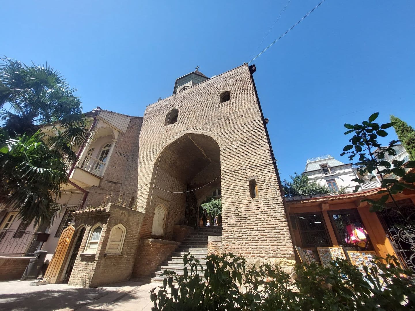 Tbilisi: Self-Guided Audio Walk Through Old Tbilisi’s Heart