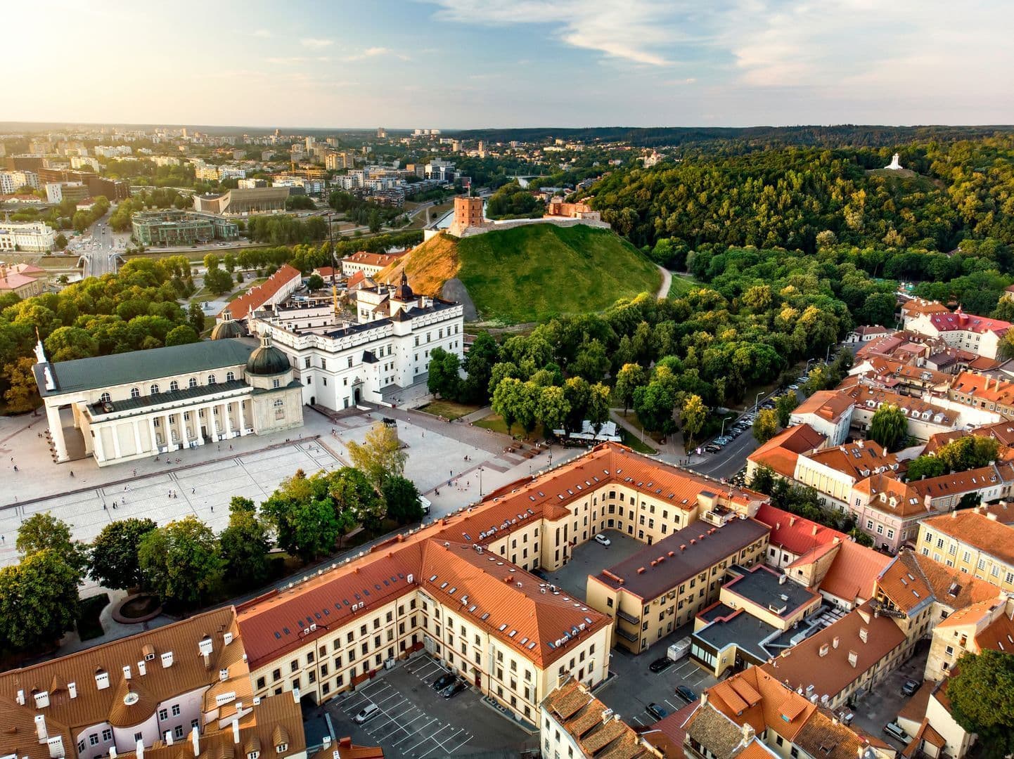 Vilnius: Old Town Heritage Audio Tour