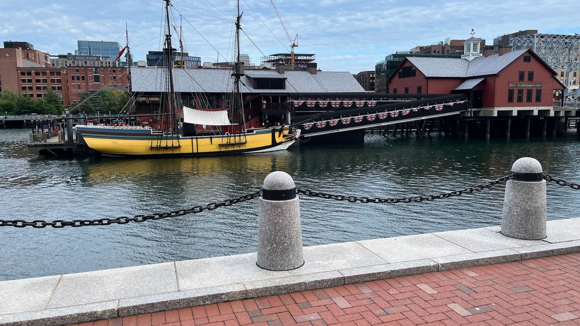 Boston: Tea Party Ships & Museum Ticket