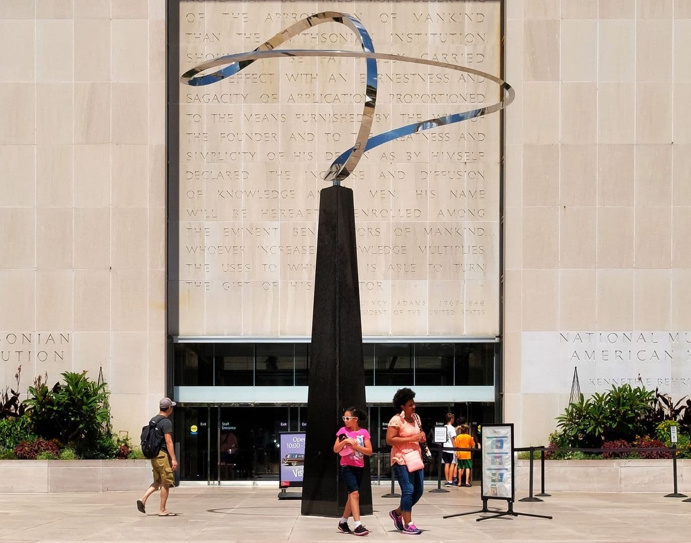 Audioguía en la aplicación del Museo Nacional Smithsonian de Historia Americana