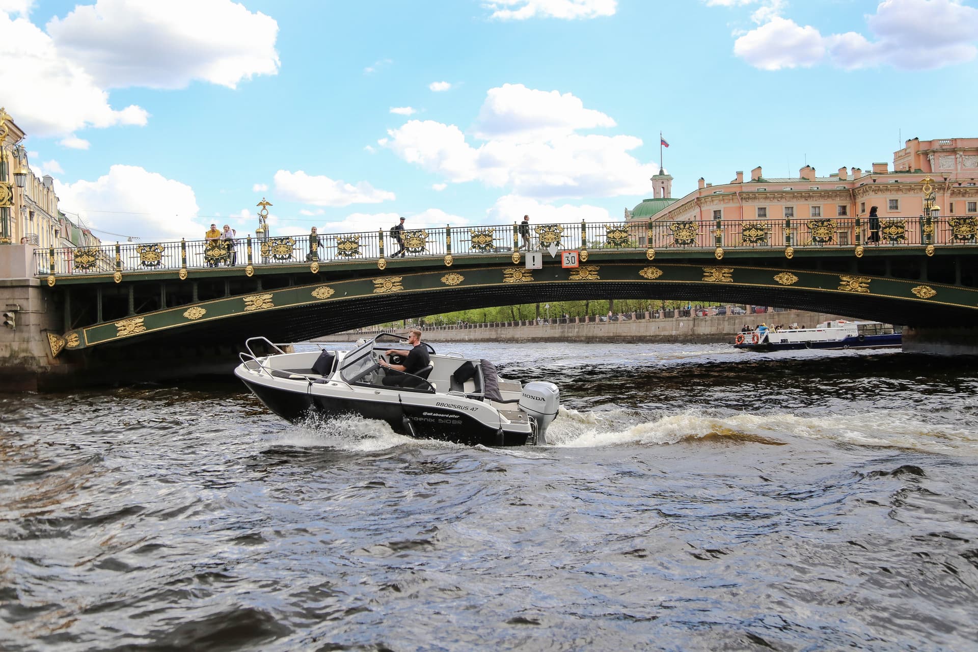 Свидание с Петербургом на воде