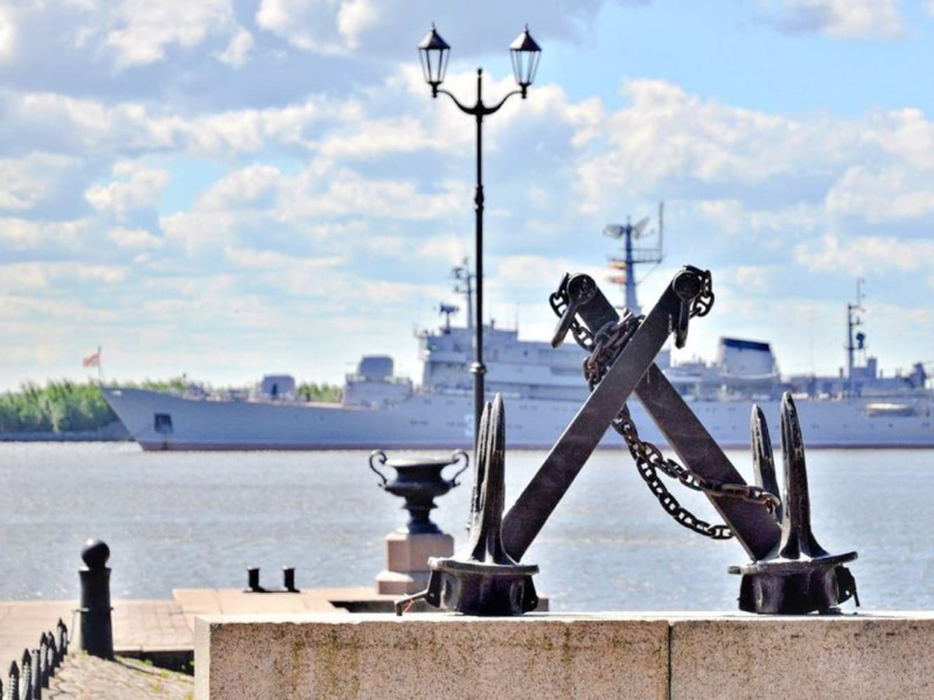 Кронштадт — коронный город