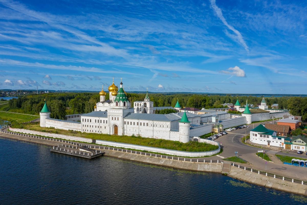 Классическое Золотое кольцо России из Москвы. От Сергиева Посада до Владимира