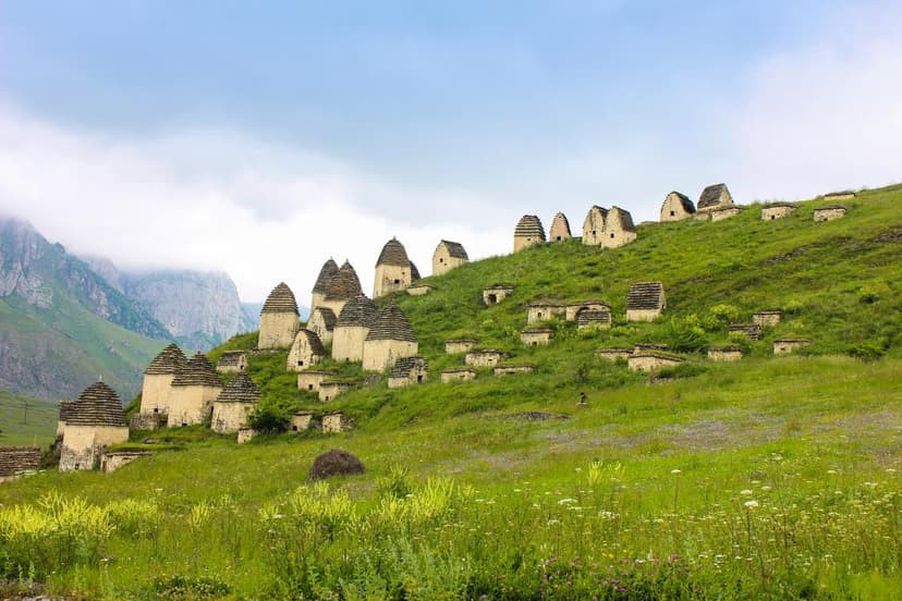 Три ущелья: Куртатинское — Кармадонское — Даргавс