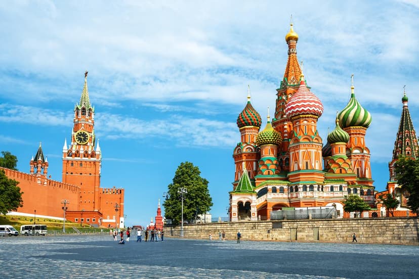 Москва. Красная площадь, Кремль, чаепитие